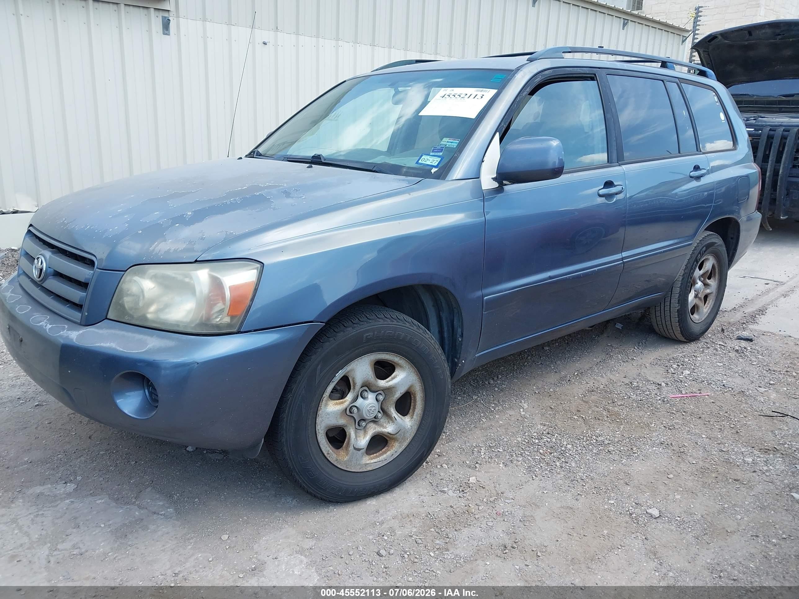2005 Toyota Highlander   Blue vin: JTEGD21A850117446