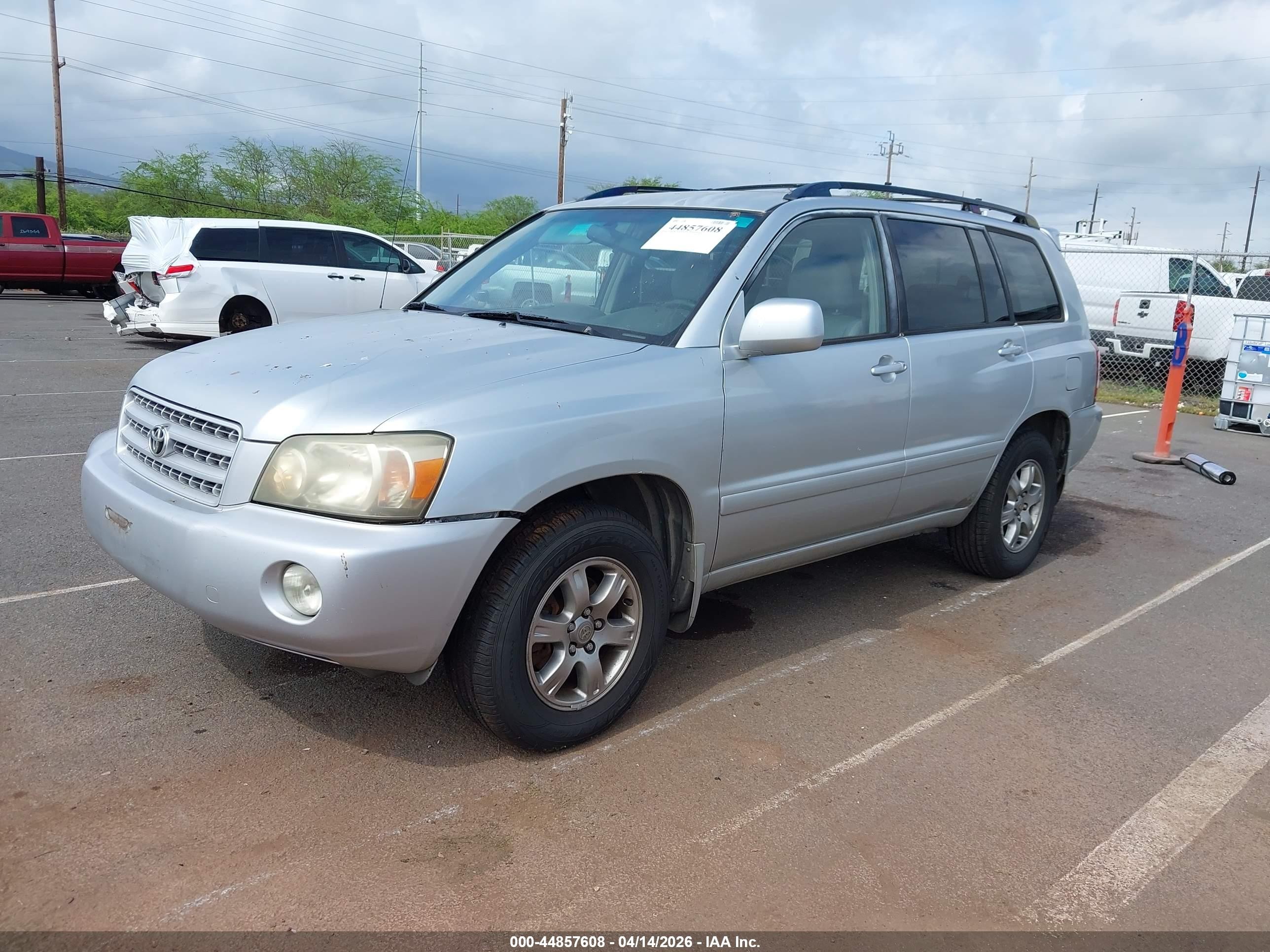 2005 Toyota Highlander Silver vin: JTEGD21A850120718