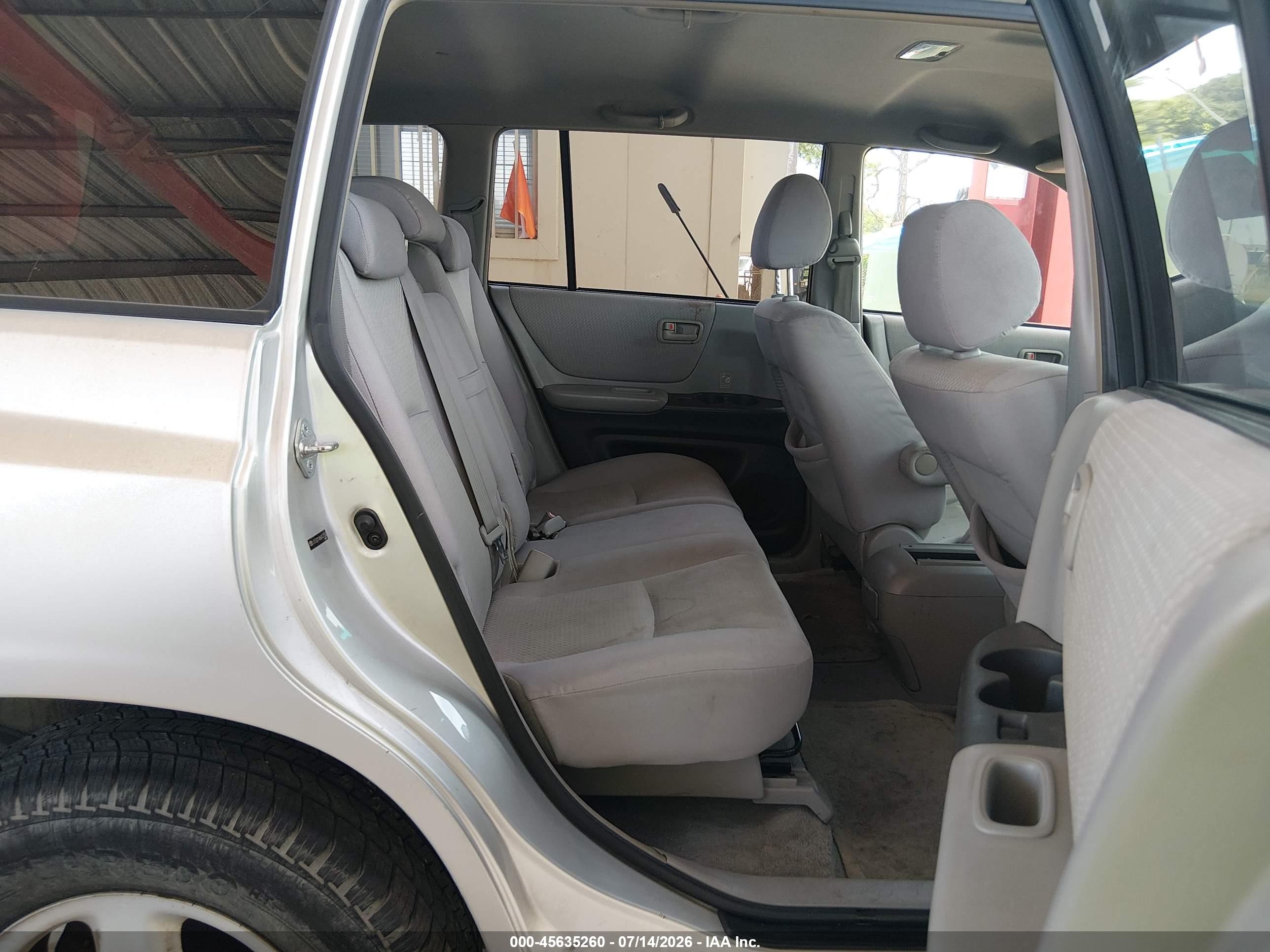 2006 Toyota Highlander   Gray vin: JTEGD21A860137553