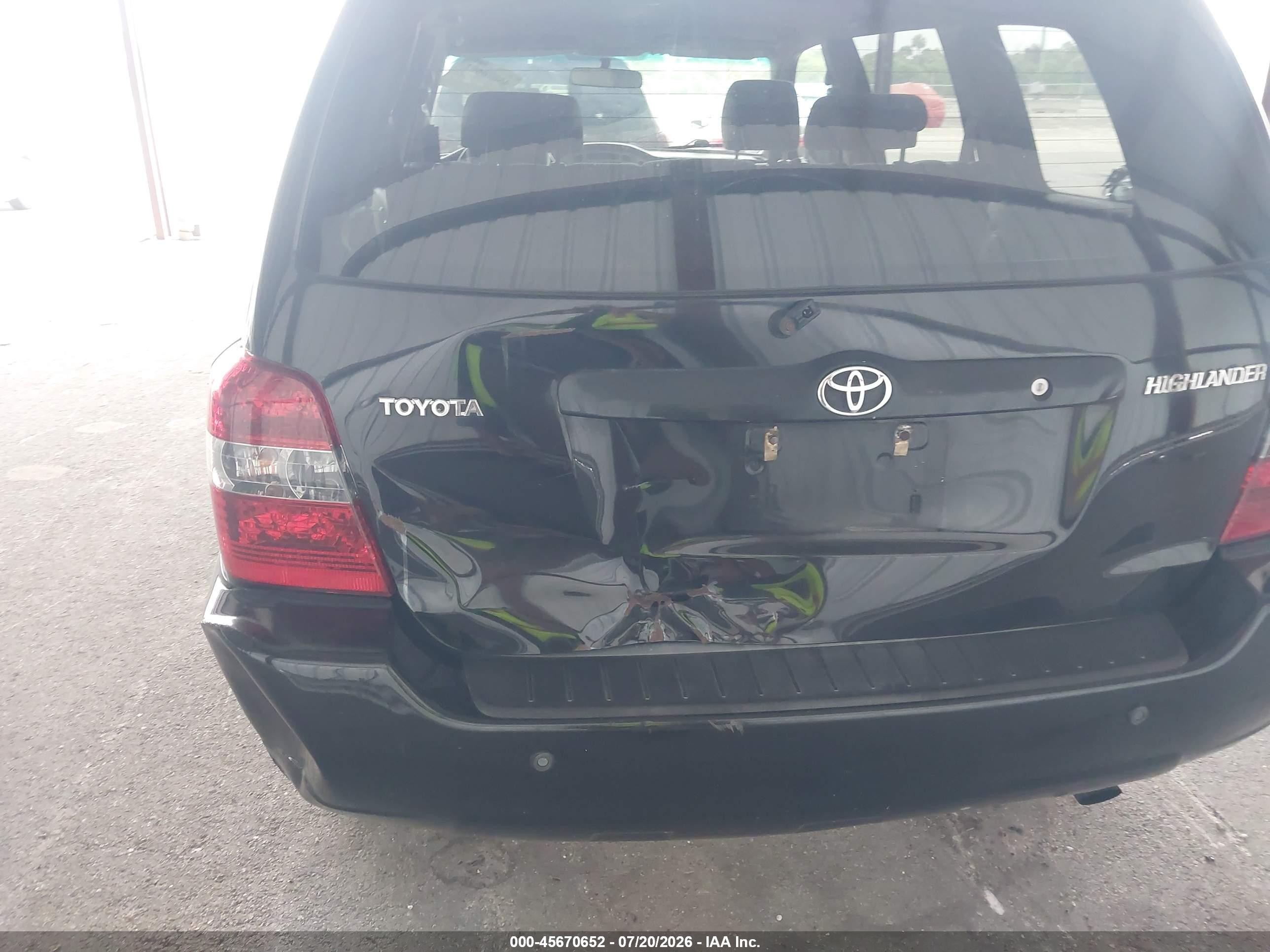 2006 Toyota Highlander   Black vin: JTEGD21A860148858