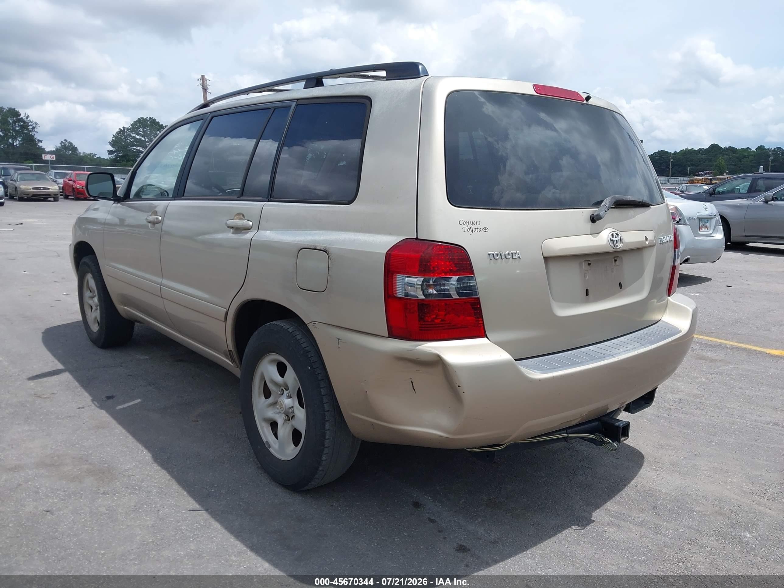 2006 Toyota Highlander   Gold vin: JTEGD21A860154840