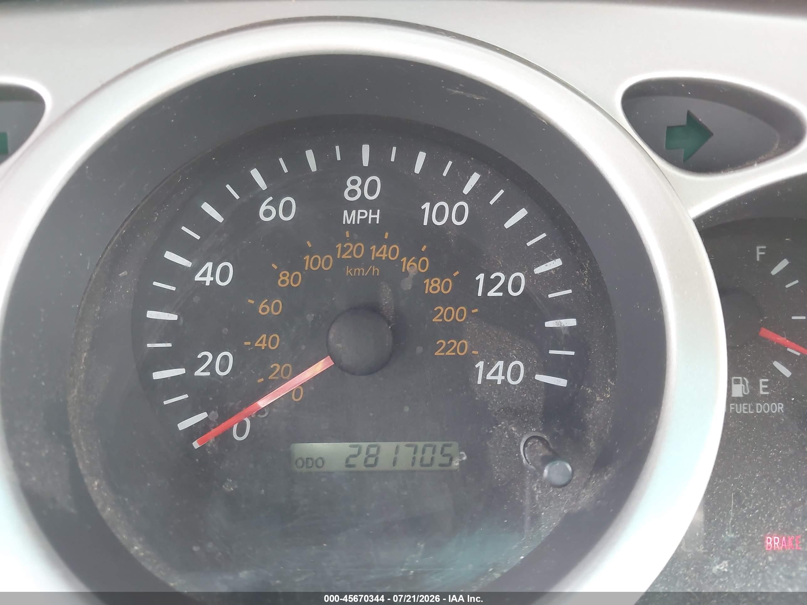 2006 Toyota Highlander   Gold vin: JTEGD21A860154840