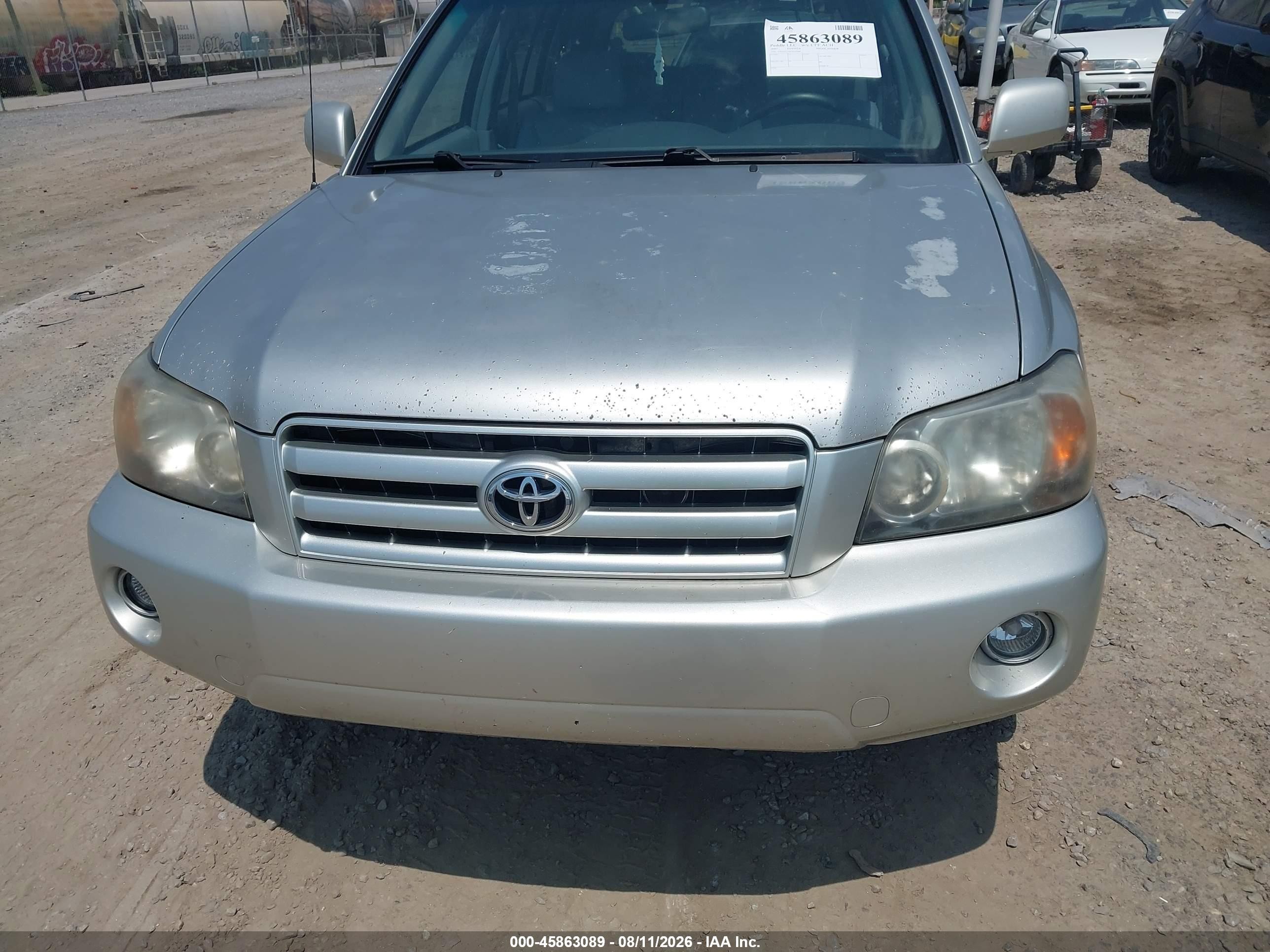 2007 Toyota Highlander   Silver vin: JTEGD21A870162048