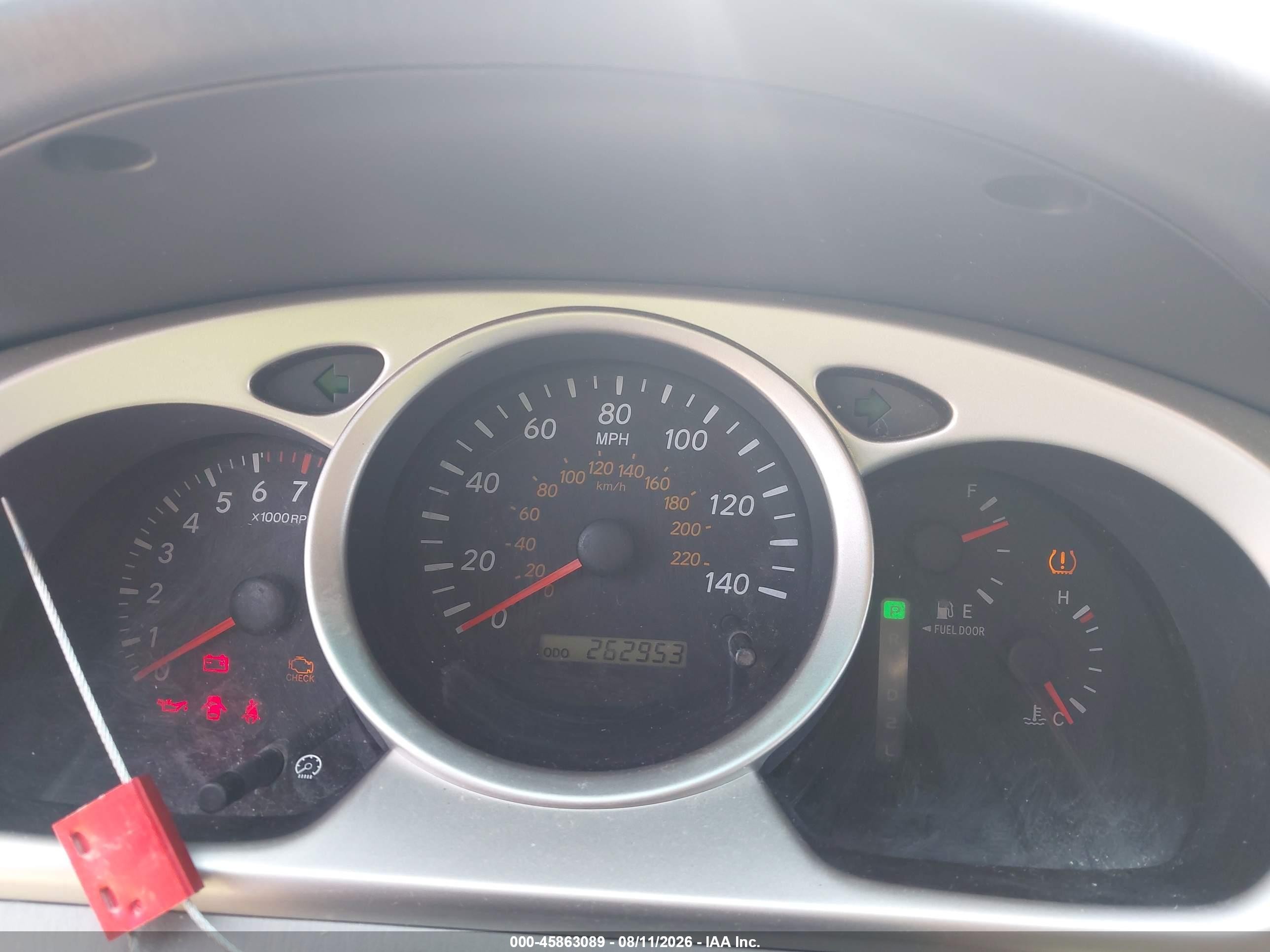 2007 Toyota Highlander   Silver vin: JTEGD21A870162048