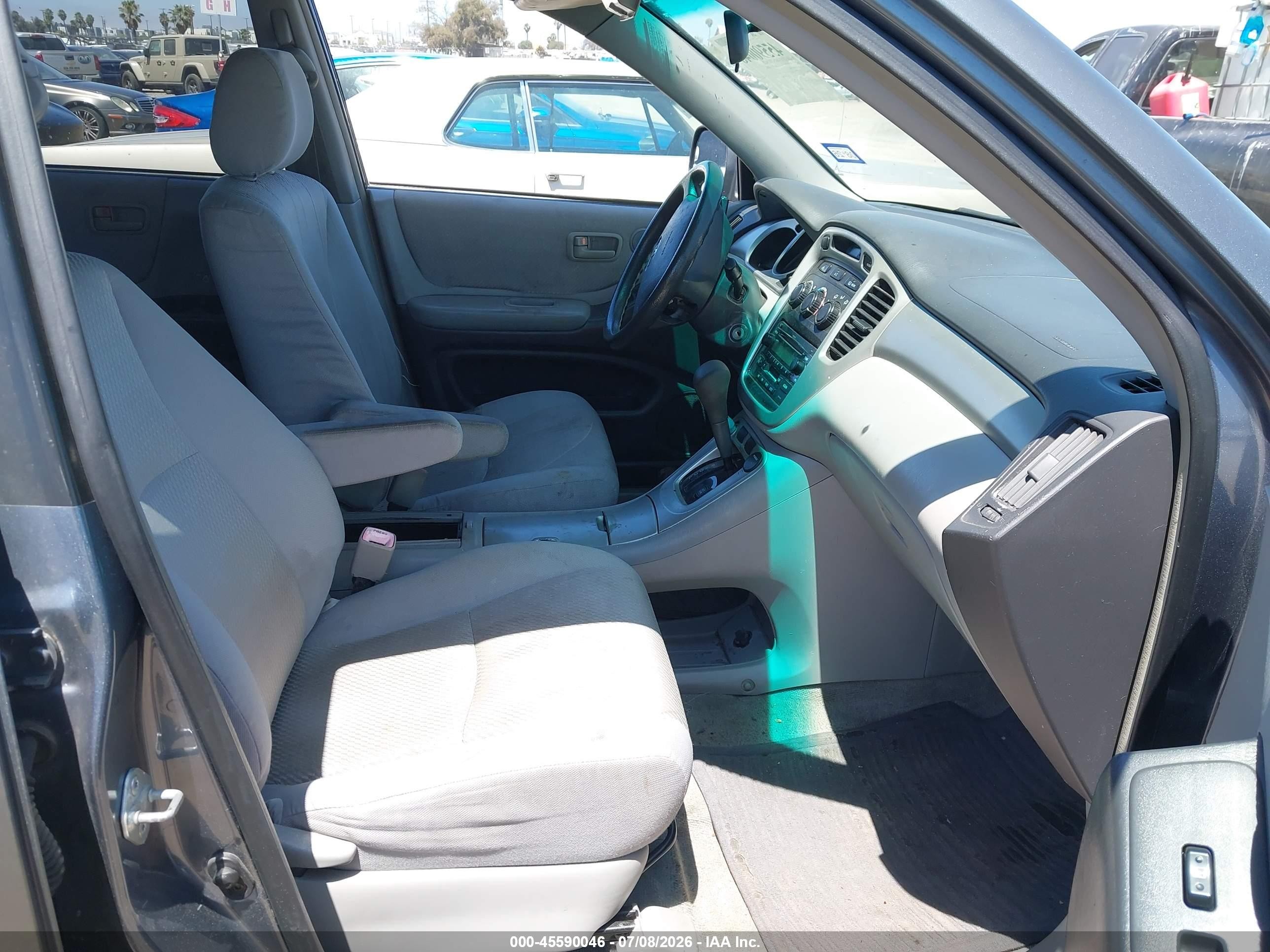2004 Toyota Highlander   Gray vin: JTEGD21A940091941