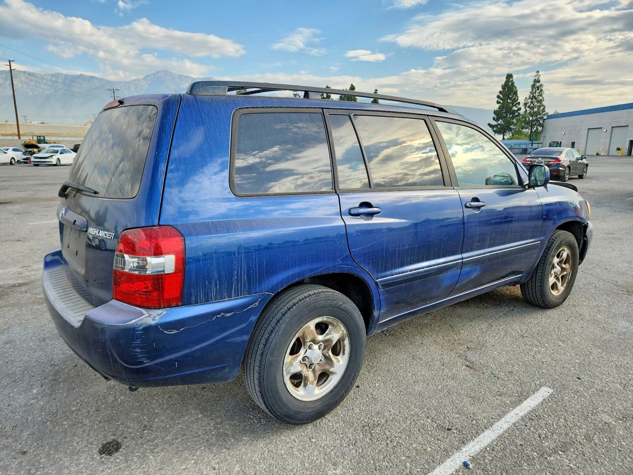 2004 Toyota Highlander Base Синий vin: JTEGD21A940097979