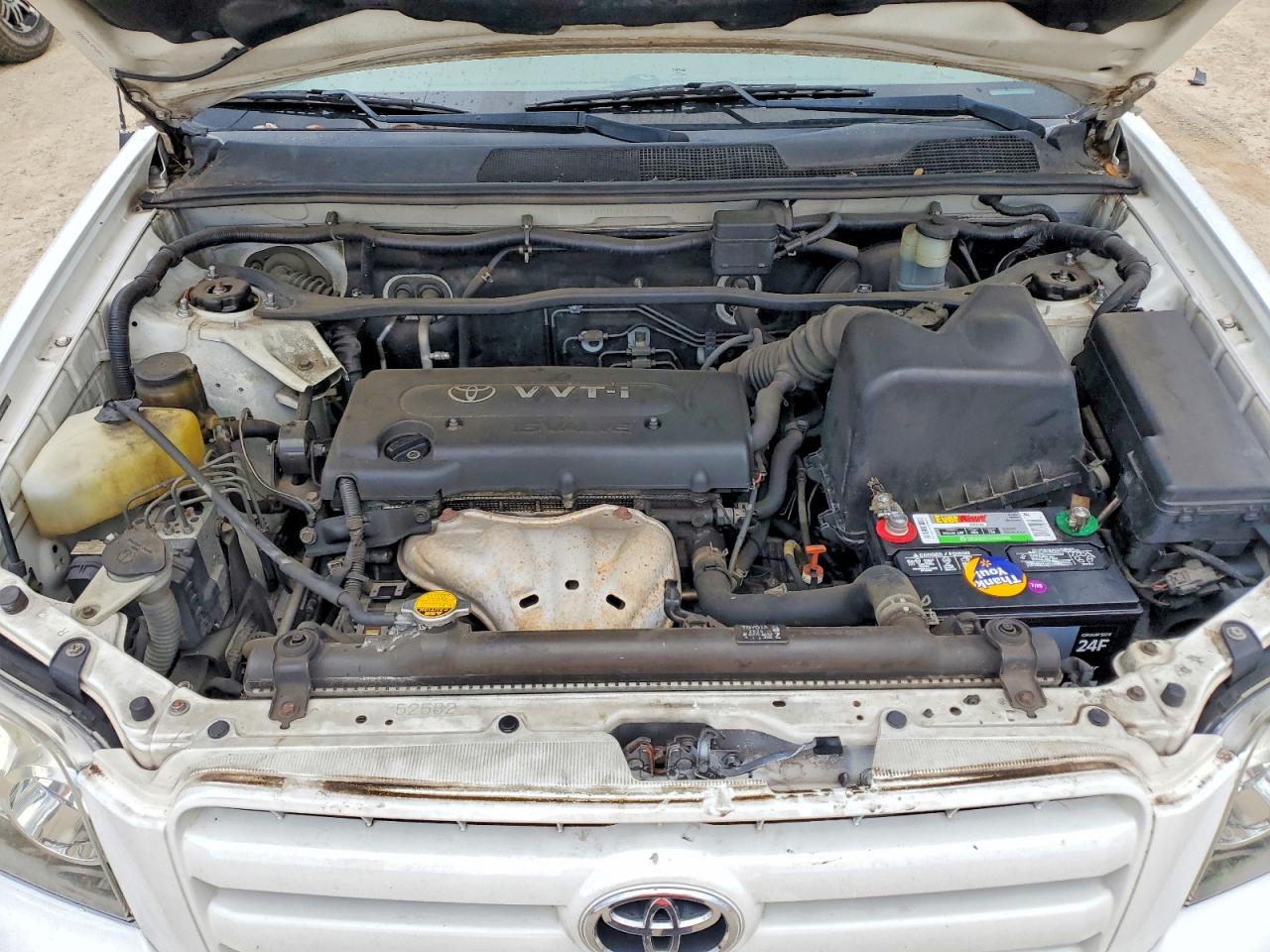 2005 Toyota Highlander Base Белый vin: JTEGD21A950107038