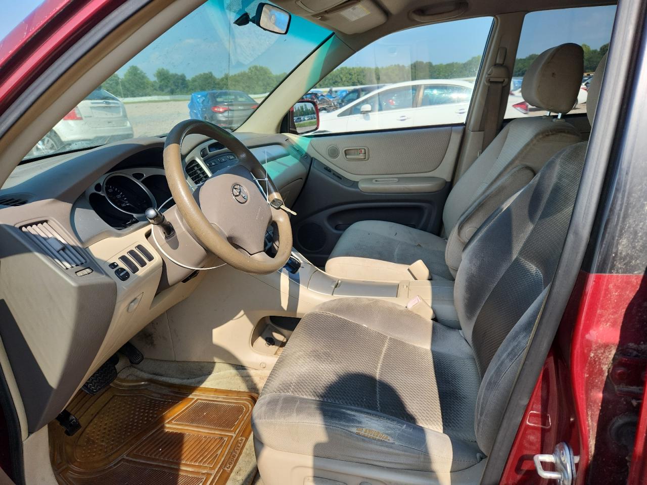 2005 Toyota Highlander Base Burgundy vin: JTEGD21A950108819