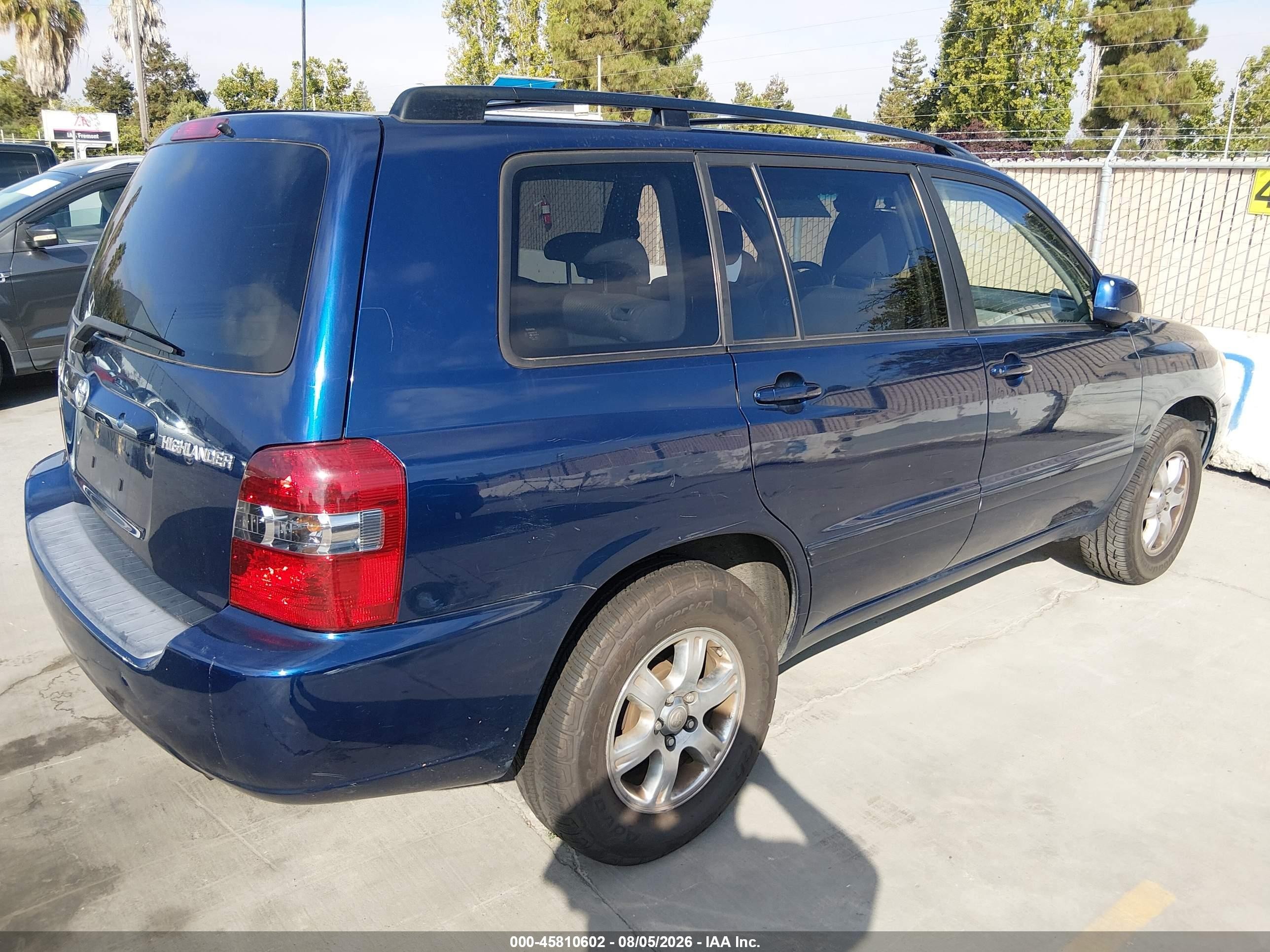 2005 Toyota Highlander   Blue vin: JTEGD21A950111610