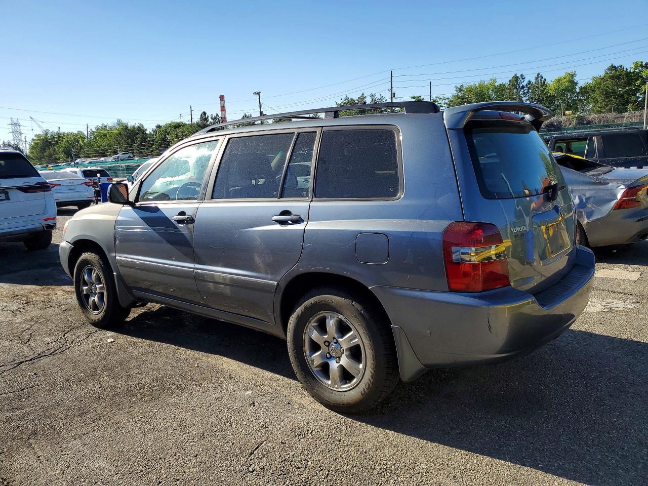 2005 Toyota Highlander Base Gray vin: JTEGD21A950111705