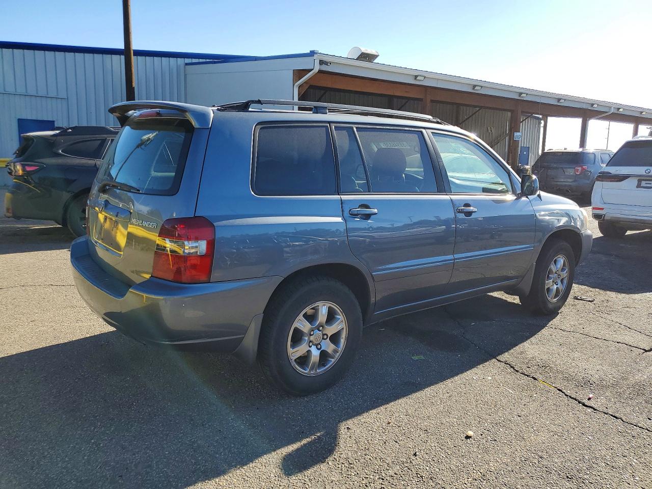 2005 Toyota Highlander Base Gray vin: JTEGD21A950111705