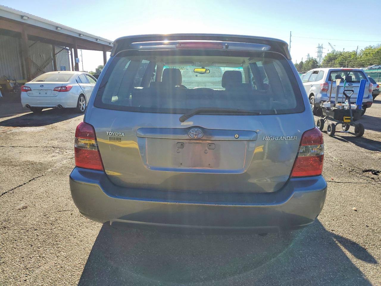 2005 Toyota Highlander Base Gray vin: JTEGD21A950111705