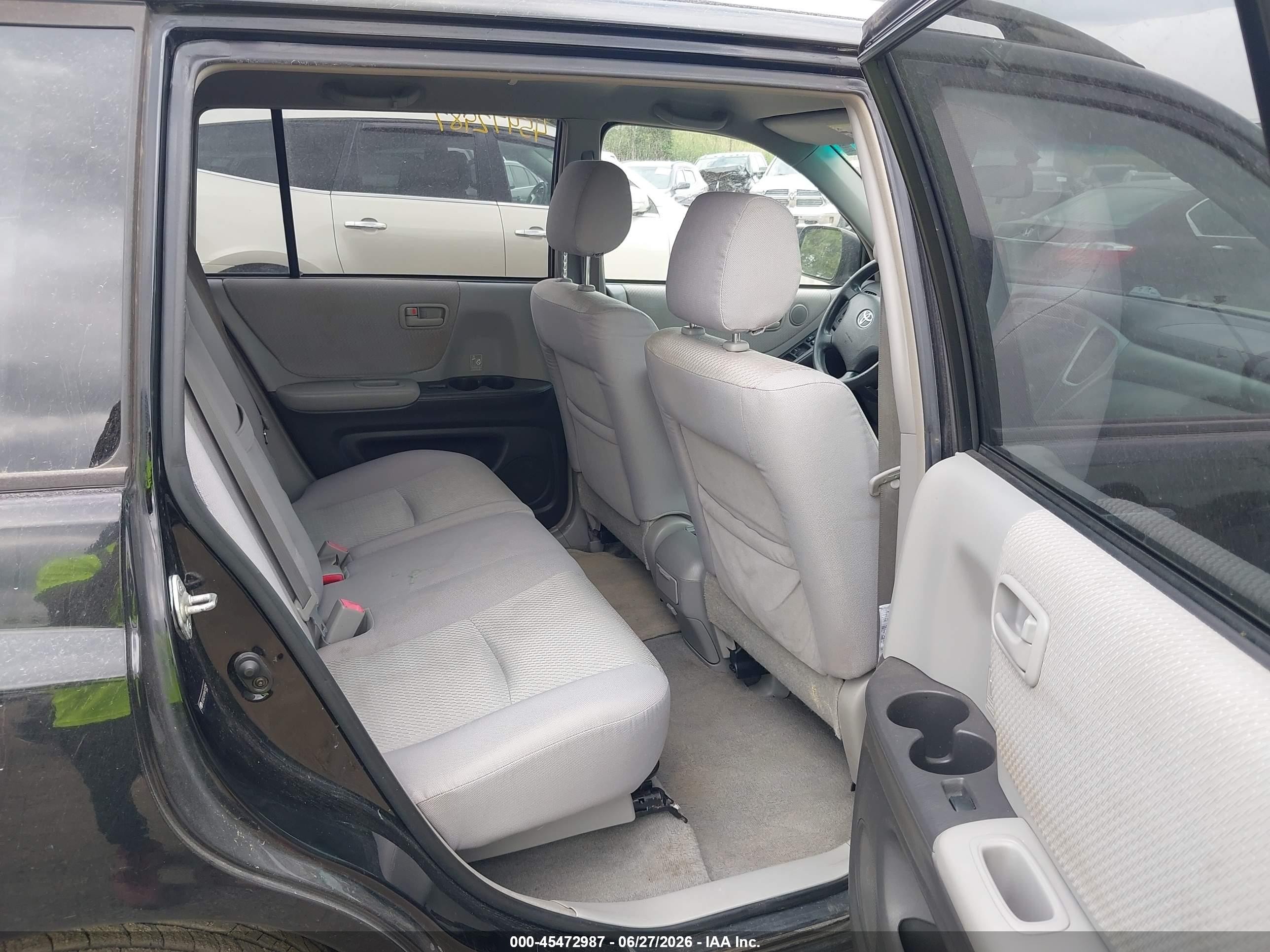 2006 Toyota Highlander   Black vin: JTEGD21A960133494