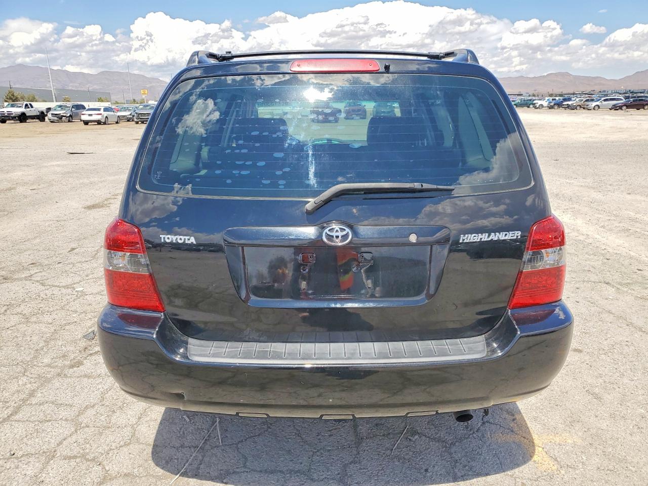 2006 Toyota Highlander Base Black vin: JTEGD21A960134810