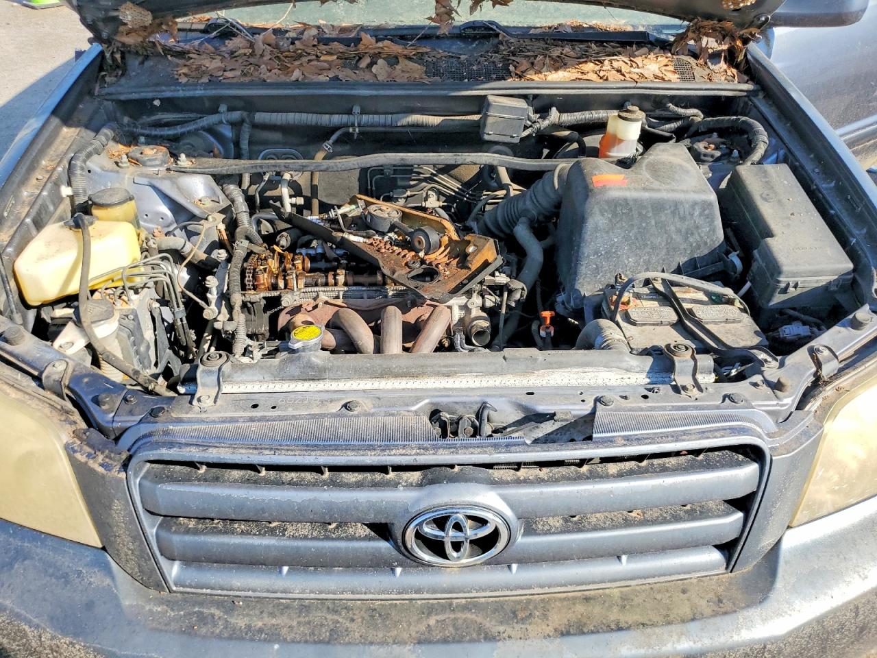 2006 Toyota Highlander Base Blue vin: JTEGD21A960140252