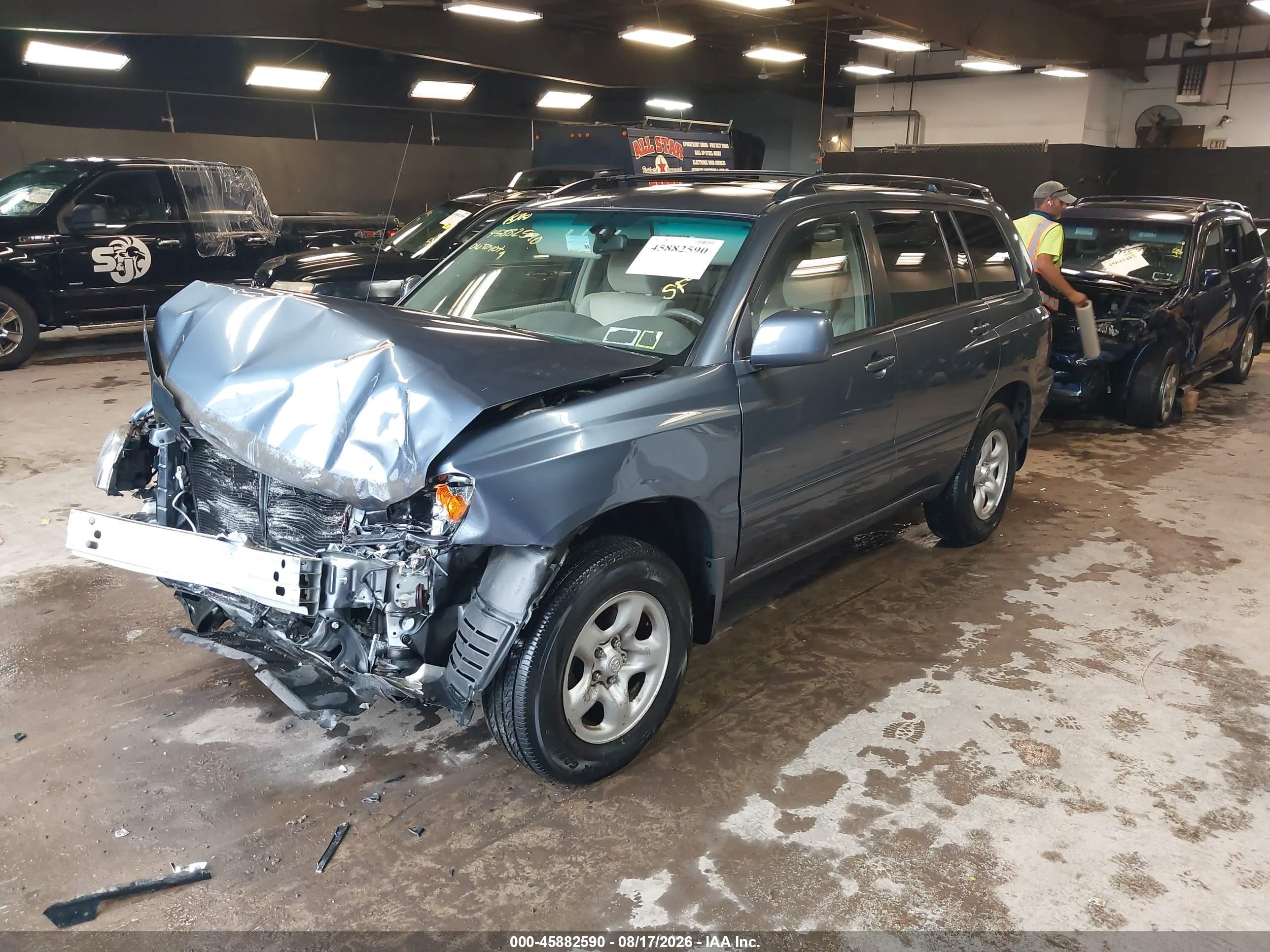 2006 Toyota Highlander   Синий vin: JTEGD21A960140915