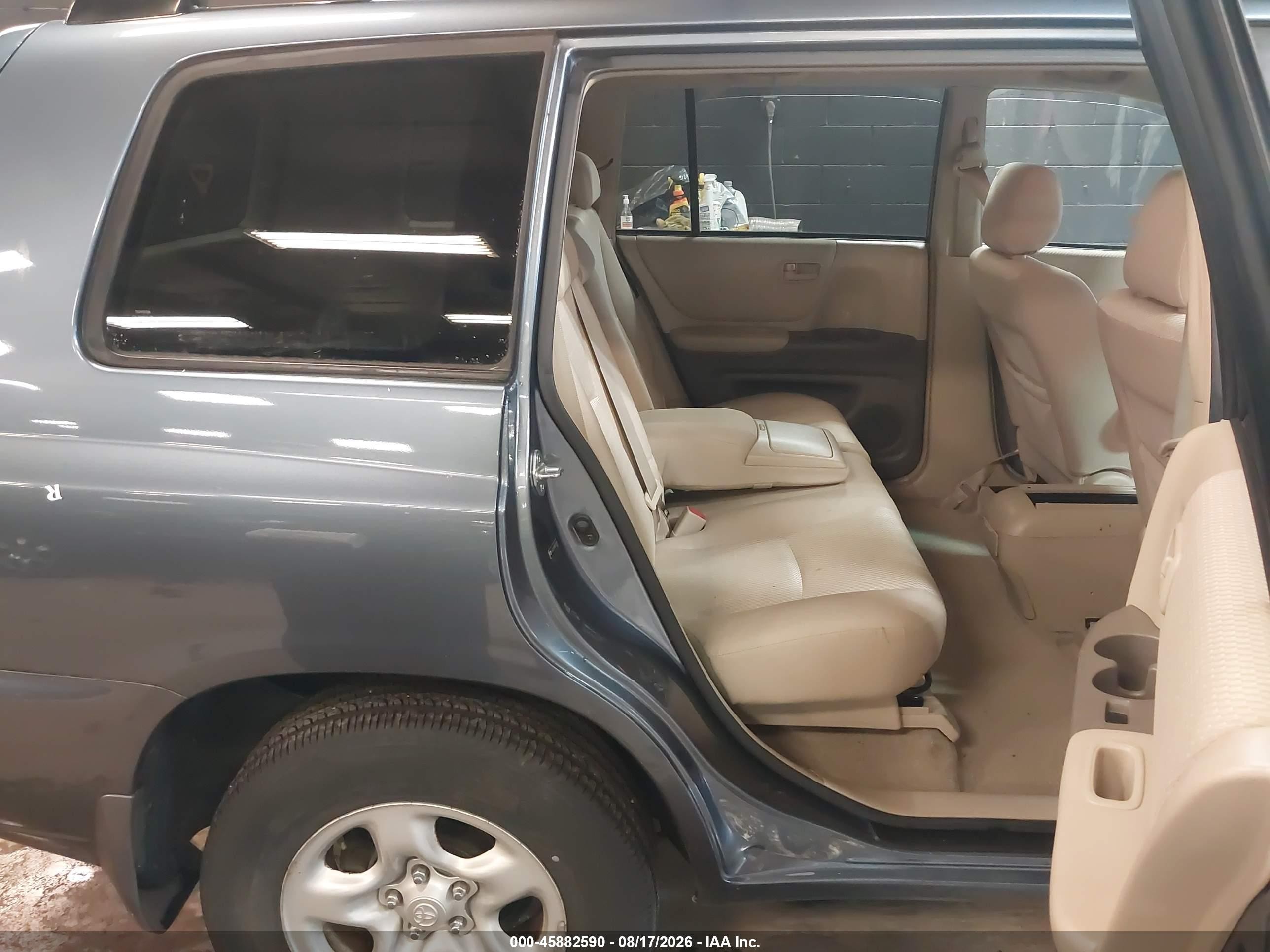 2006 Toyota Highlander   Синий vin: JTEGD21A960140915