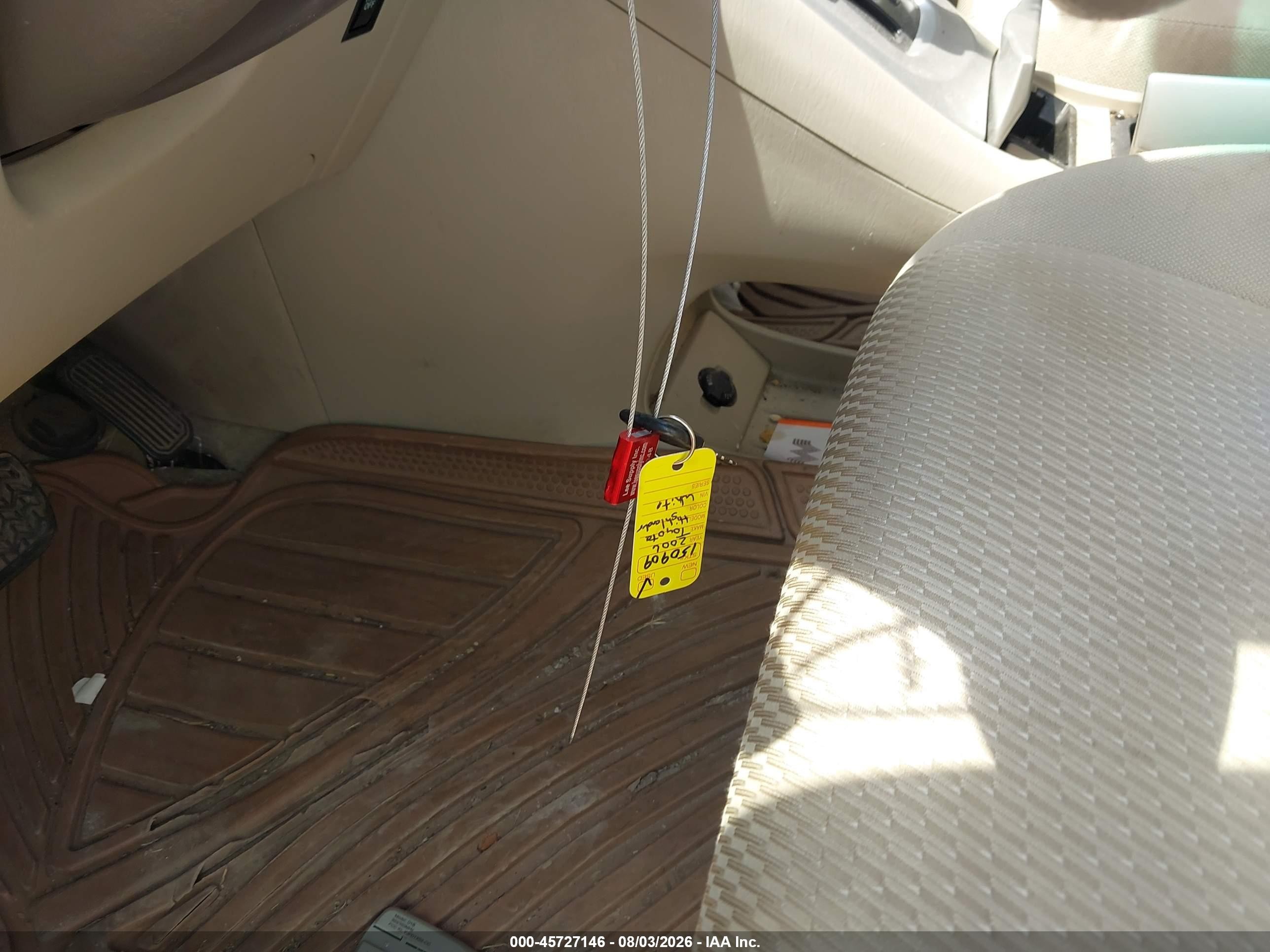 2006 Toyota Highlander   Белый vin: JTEGD21A960150909