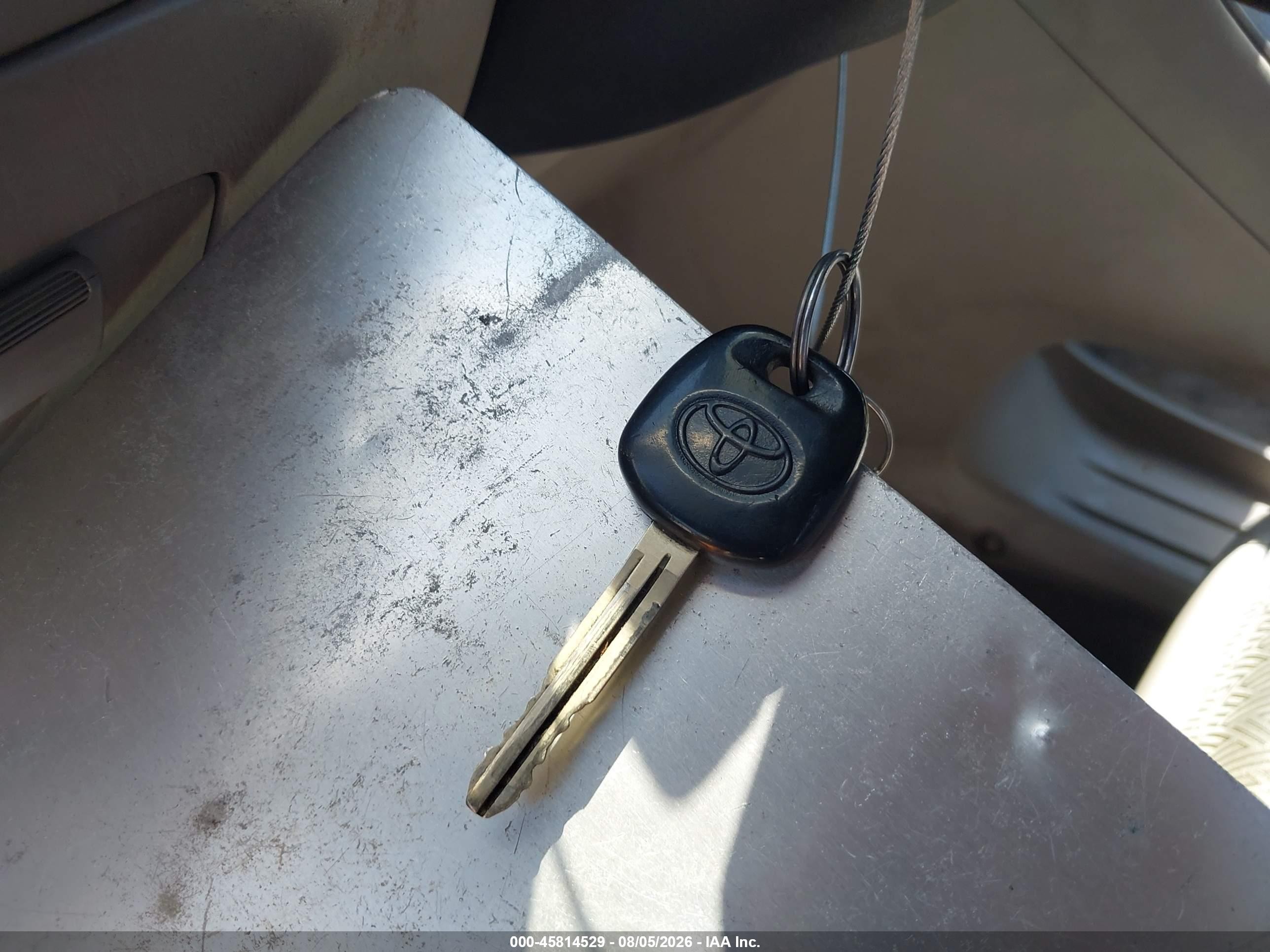 2002 Toyota Highlander   Серый vin: JTEGD21AX20041661