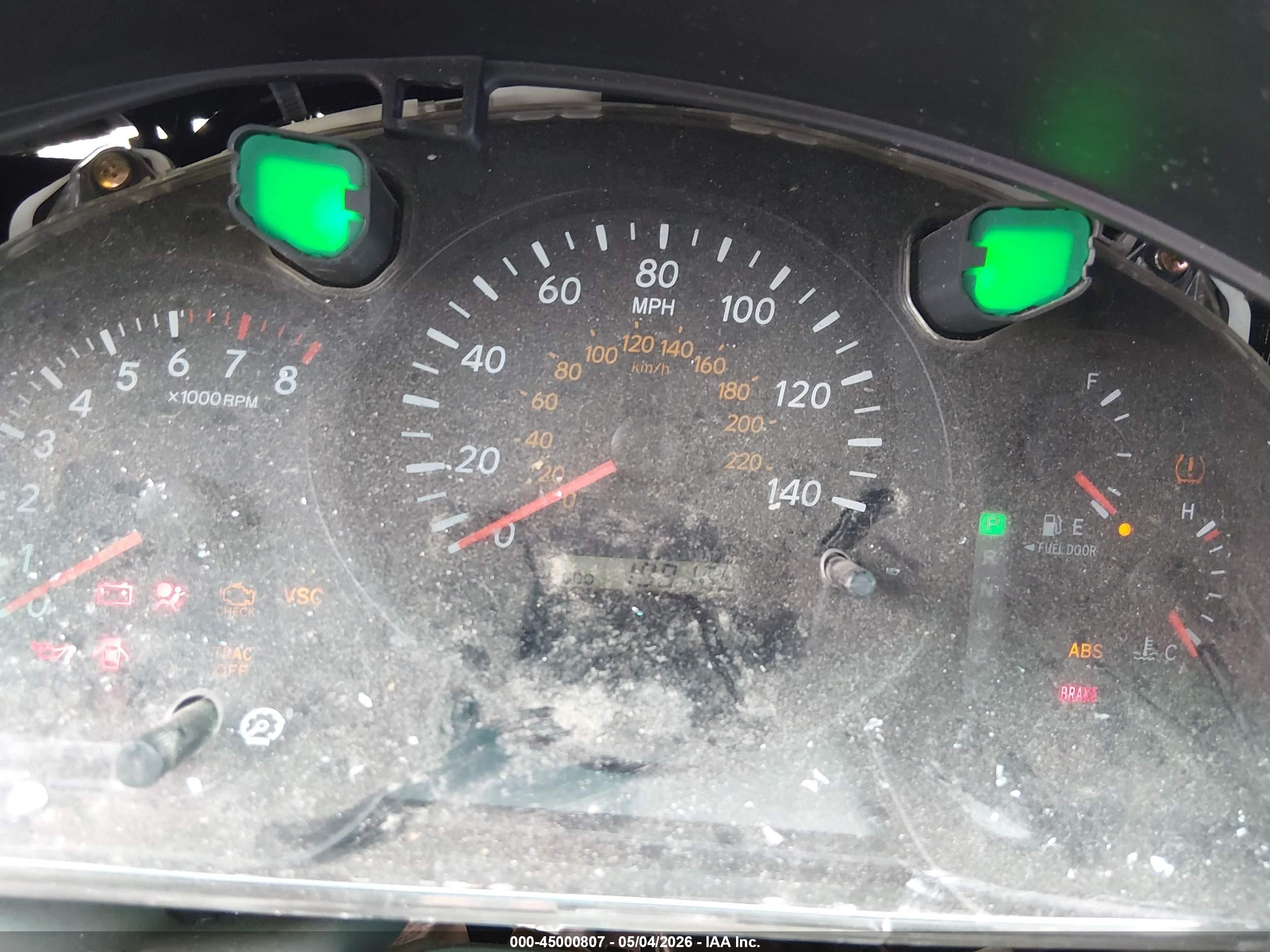 2004 Toyota Highlander   Silver vin: JTEGD21AX40087882