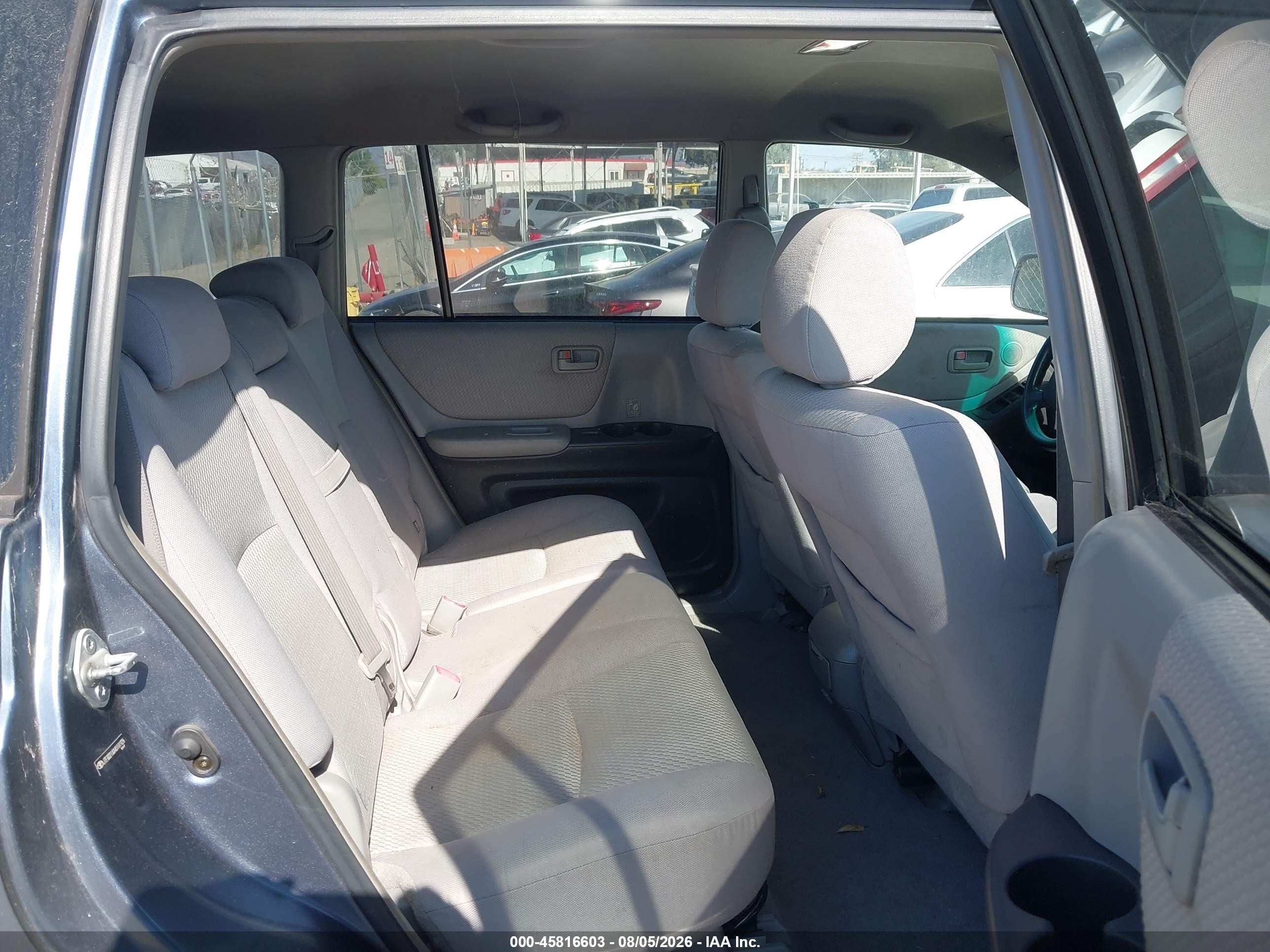 2004 Toyota Highlander   Light Blue vin: JTEGD21AX40101926