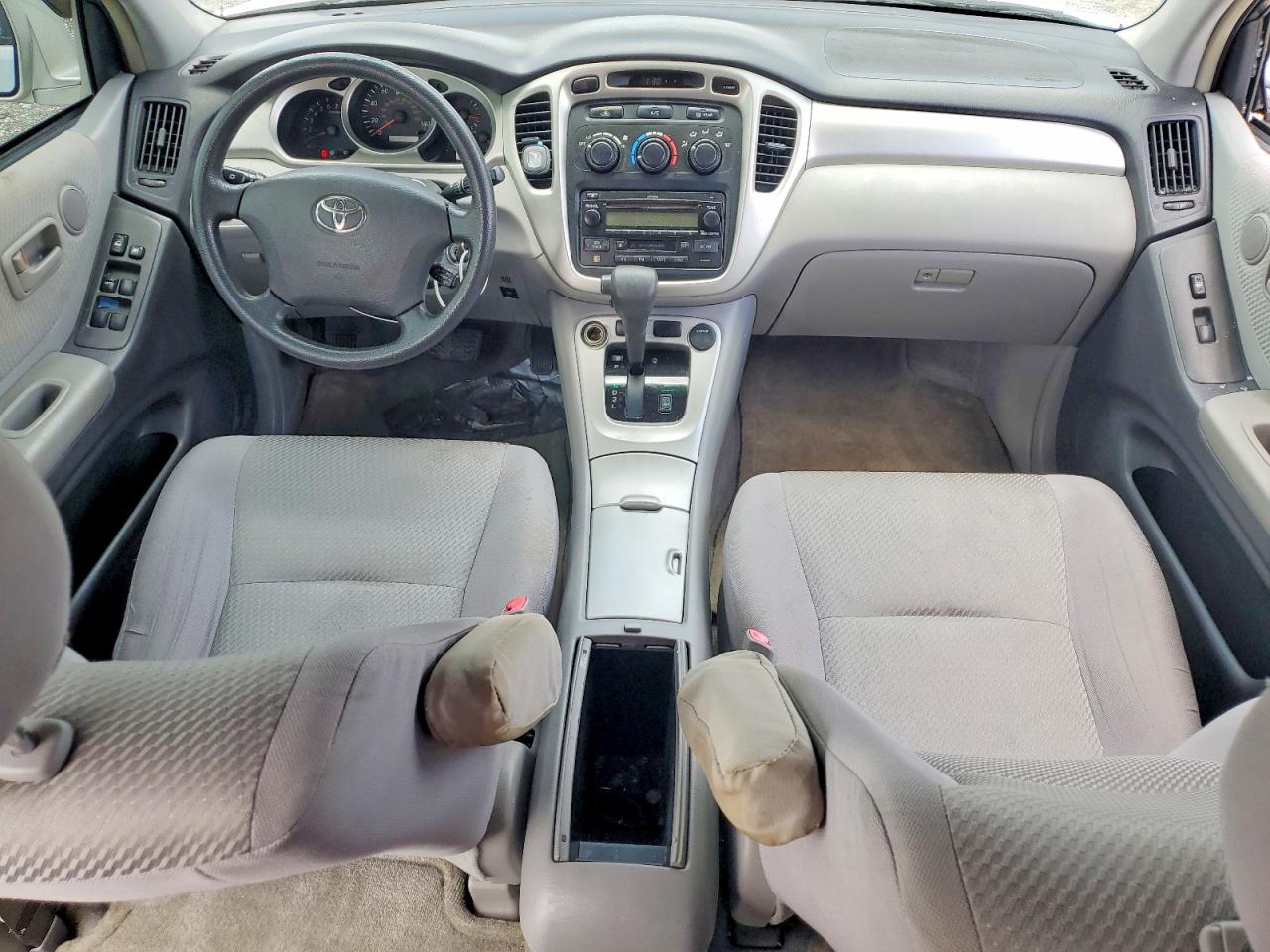 2004 Toyota Highlander Base Silver vin: JTEGD21AX40104681