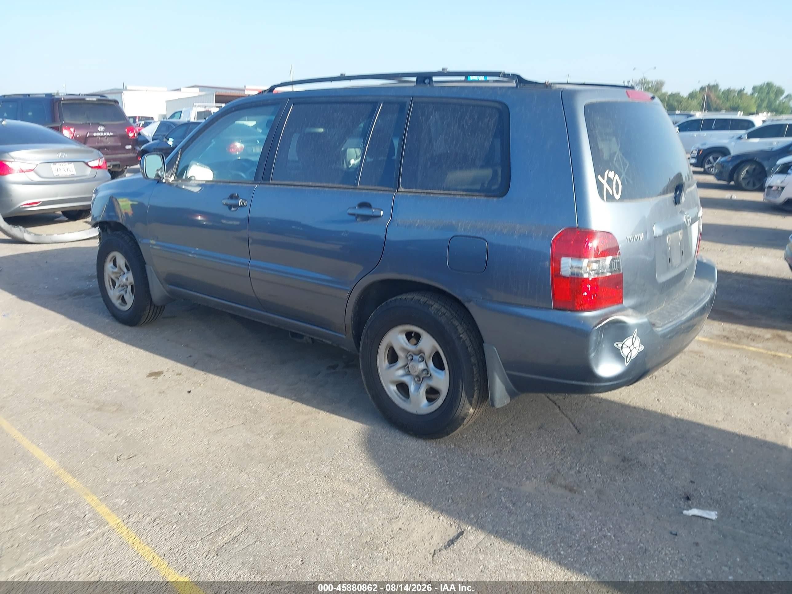 2005 Toyota Highlander   Blue vin: JTEGD21AX50117321