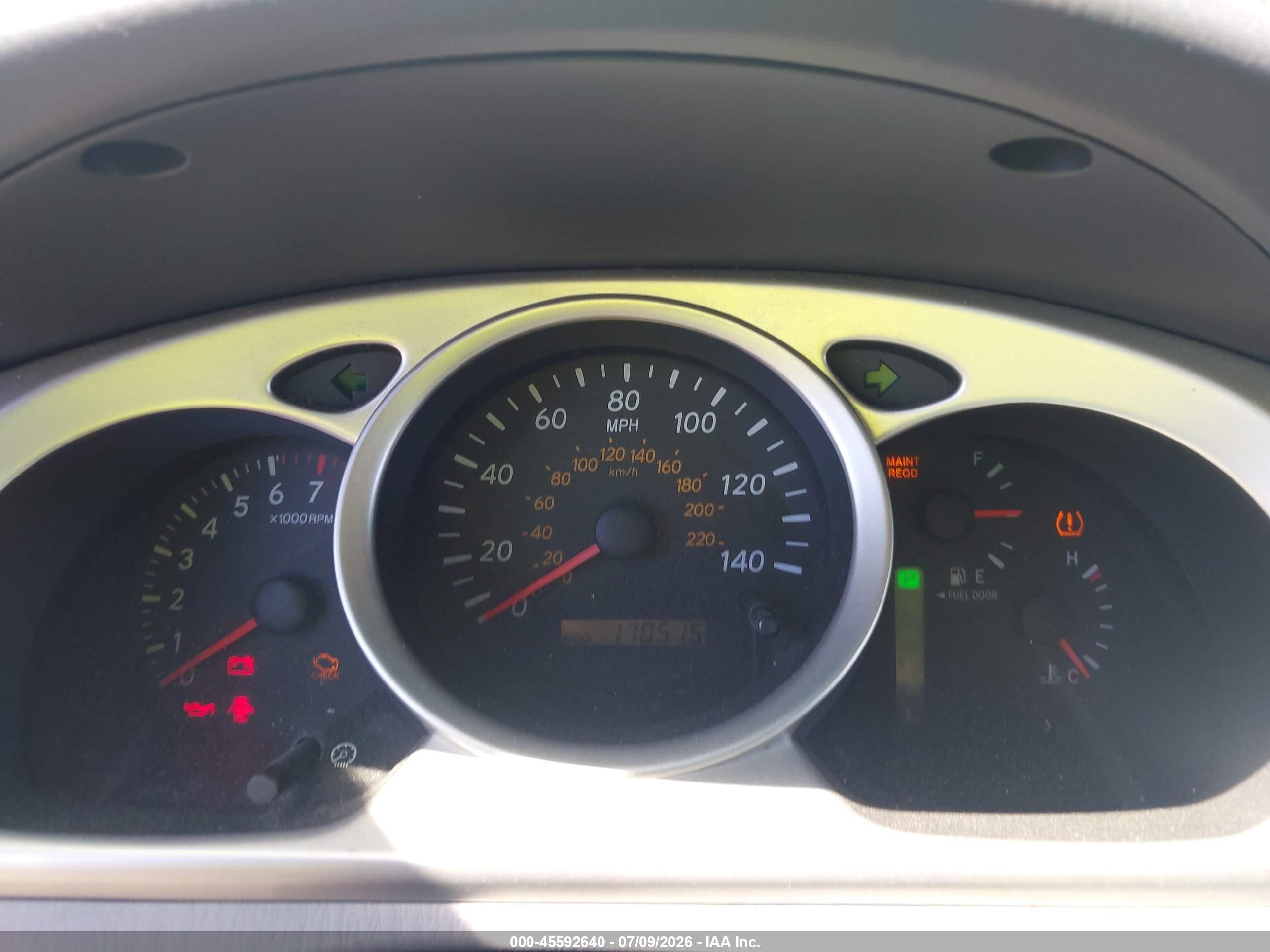 2005 Toyota Highlander   Gray vin: JTEGD21AX50121322