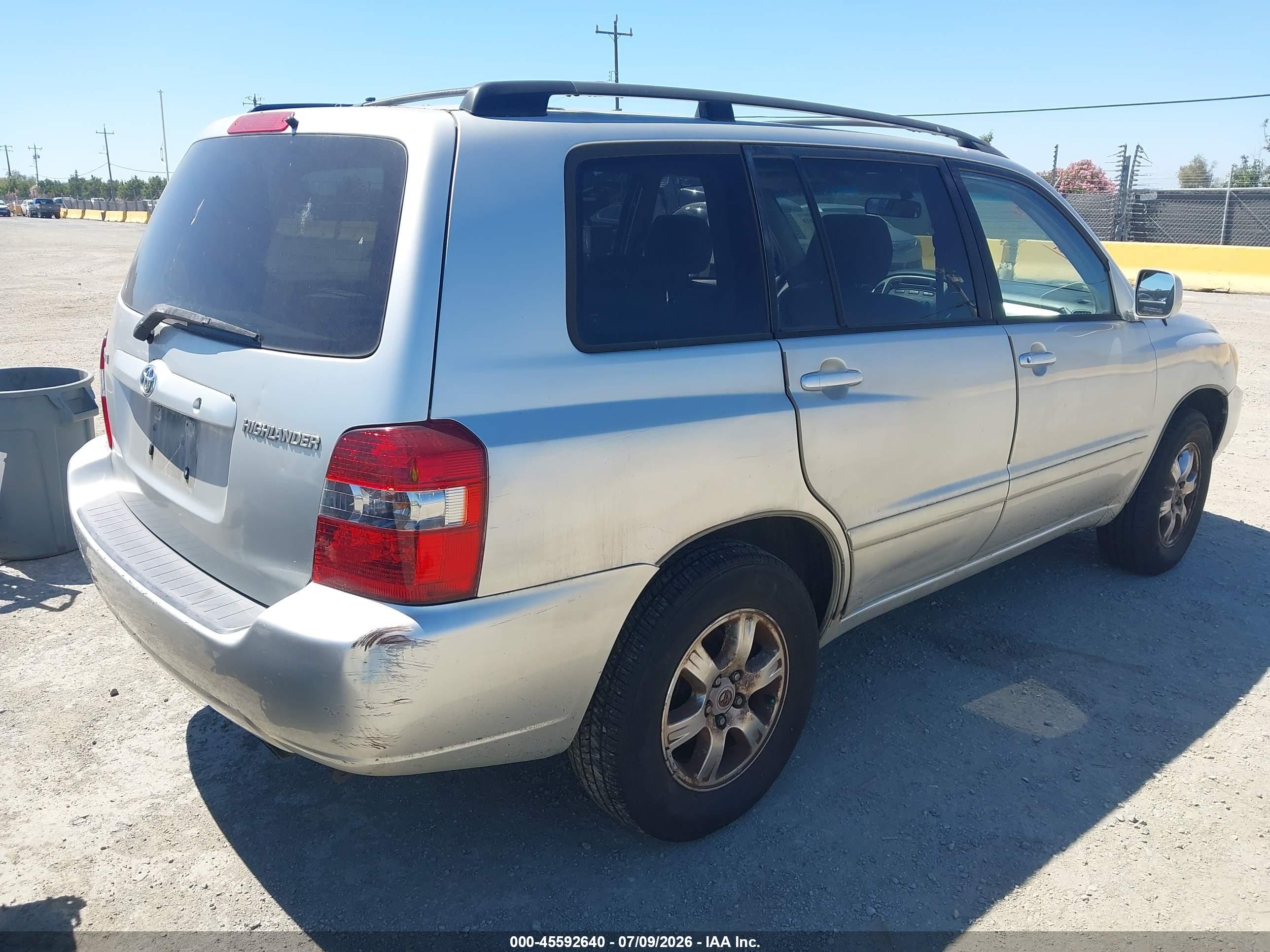 2005 Toyota Highlander   Gray vin: JTEGD21AX50121322