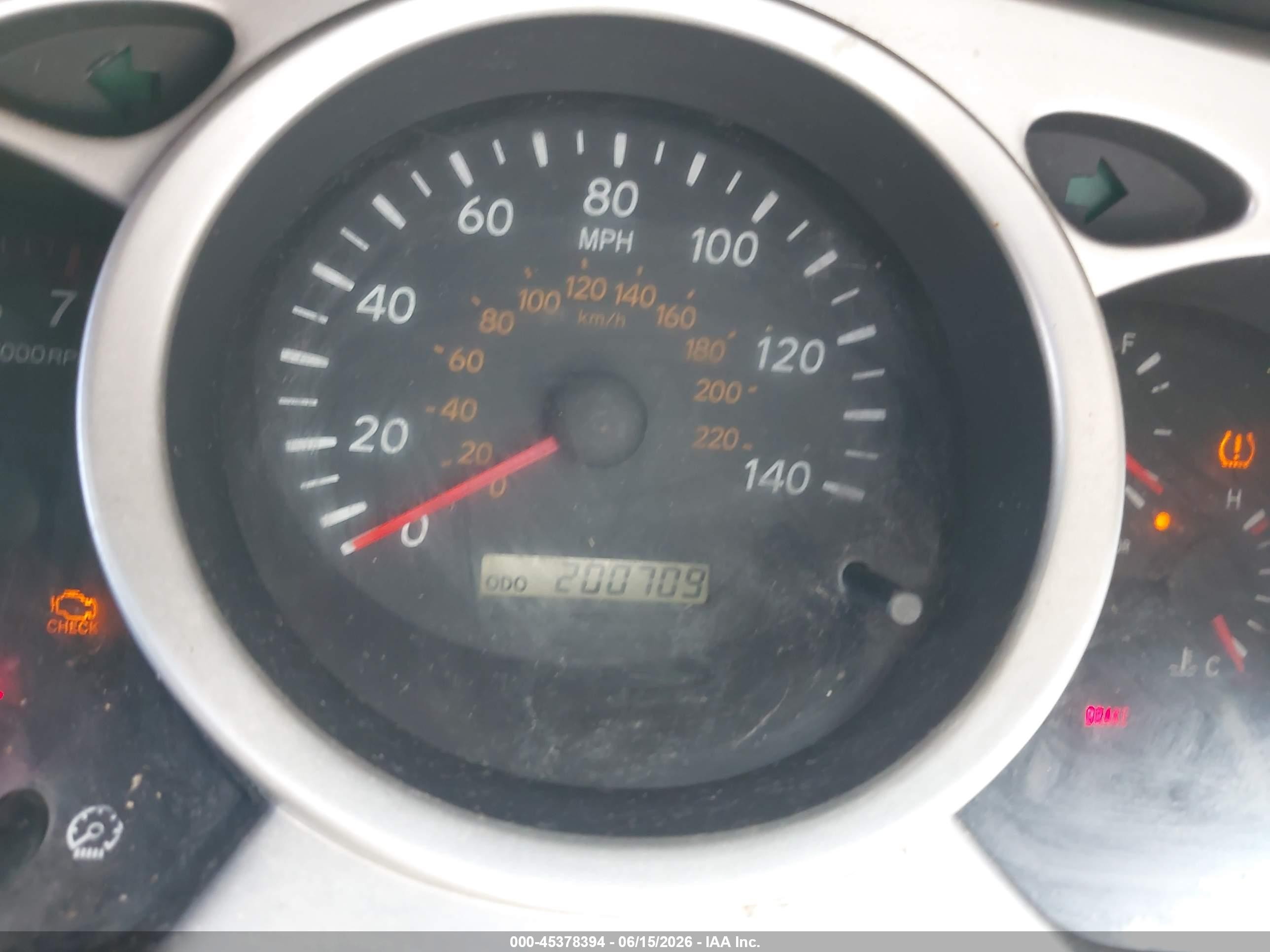 2006 Toyota Highlander   Серебряный vin: JTEGD21AX60146965