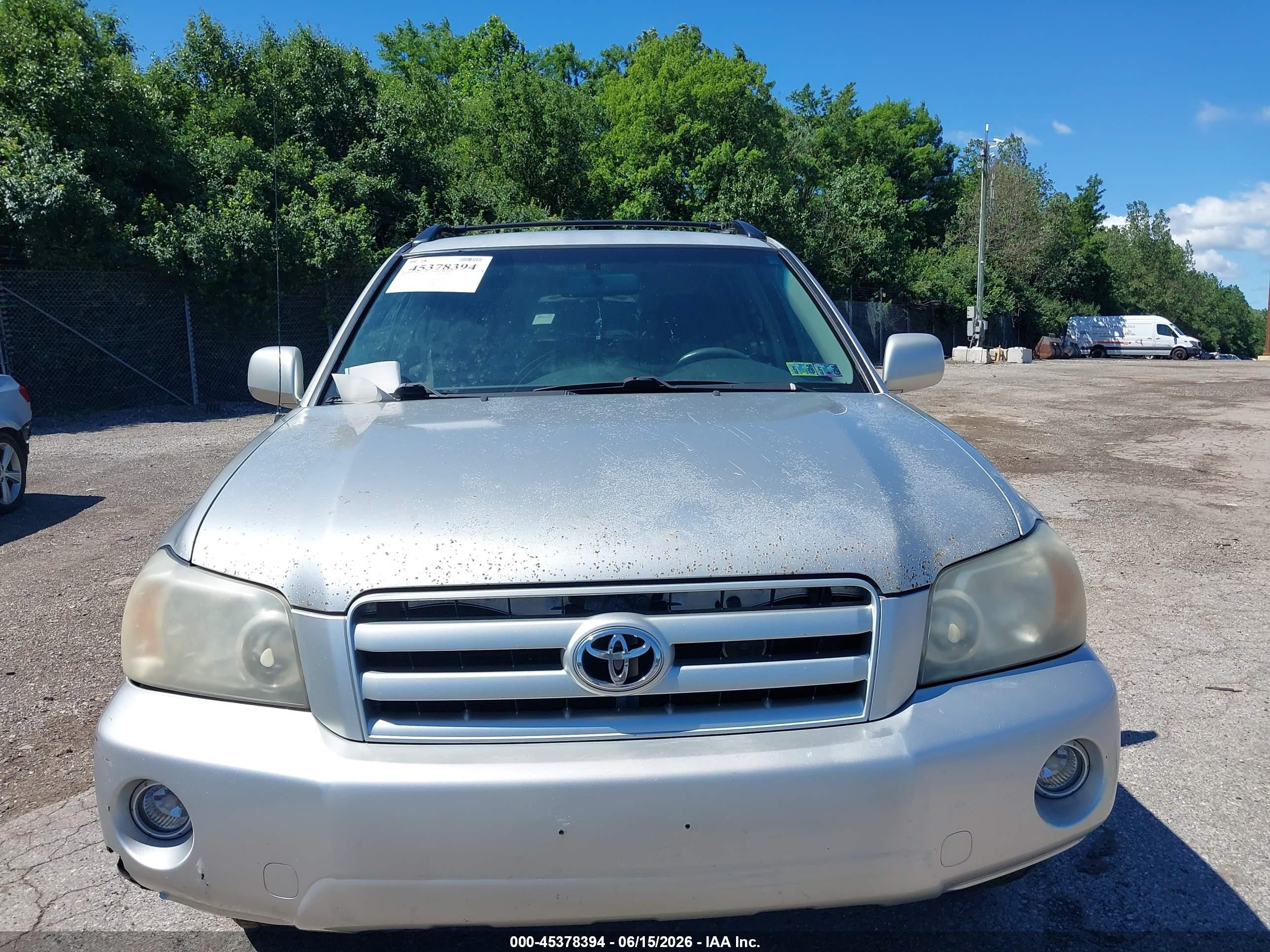 2006 Toyota Highlander   Серебряный vin: JTEGD21AX60146965