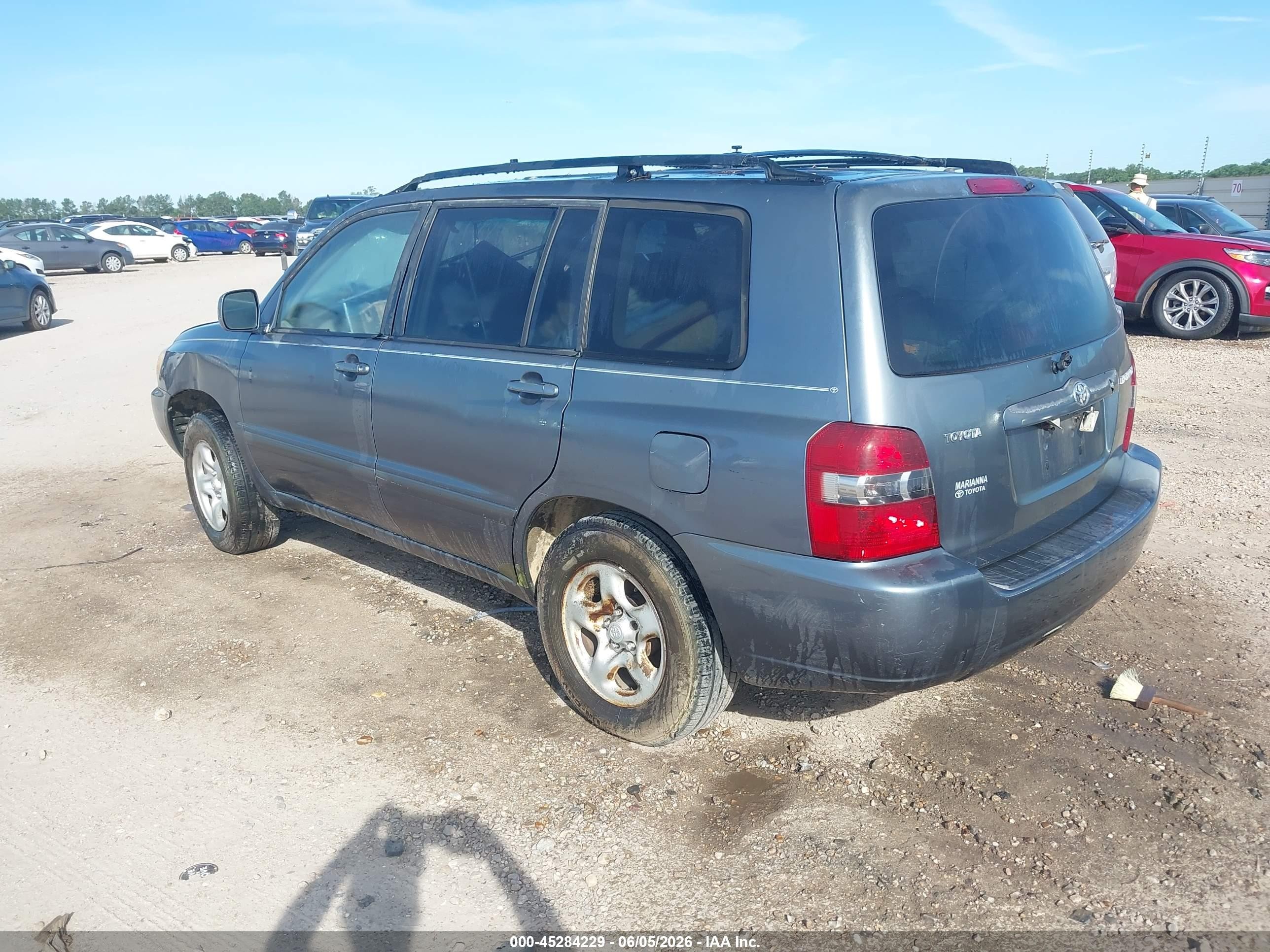 2006 Toyota Highlander   Blue vin: JTEGD21AX60150773