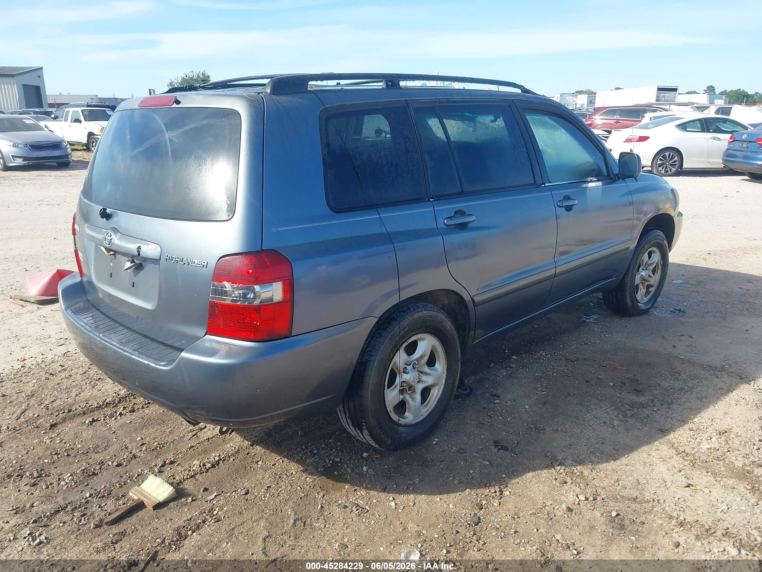 2006 Toyota Highlander   Blue vin: JTEGD21AX60150773