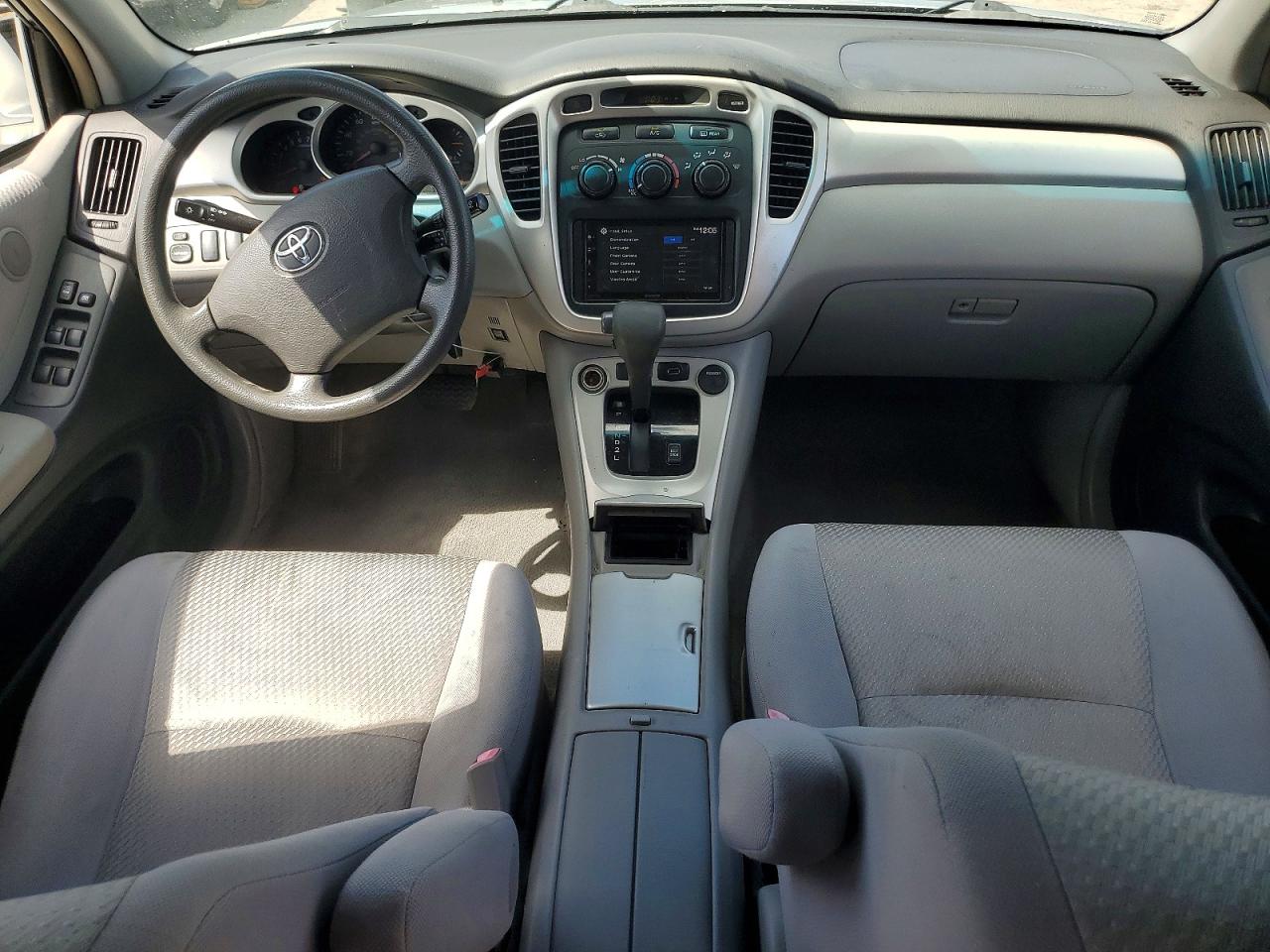 2006 Toyota Highlander Base Silver vin: JTEGD21AX60153429