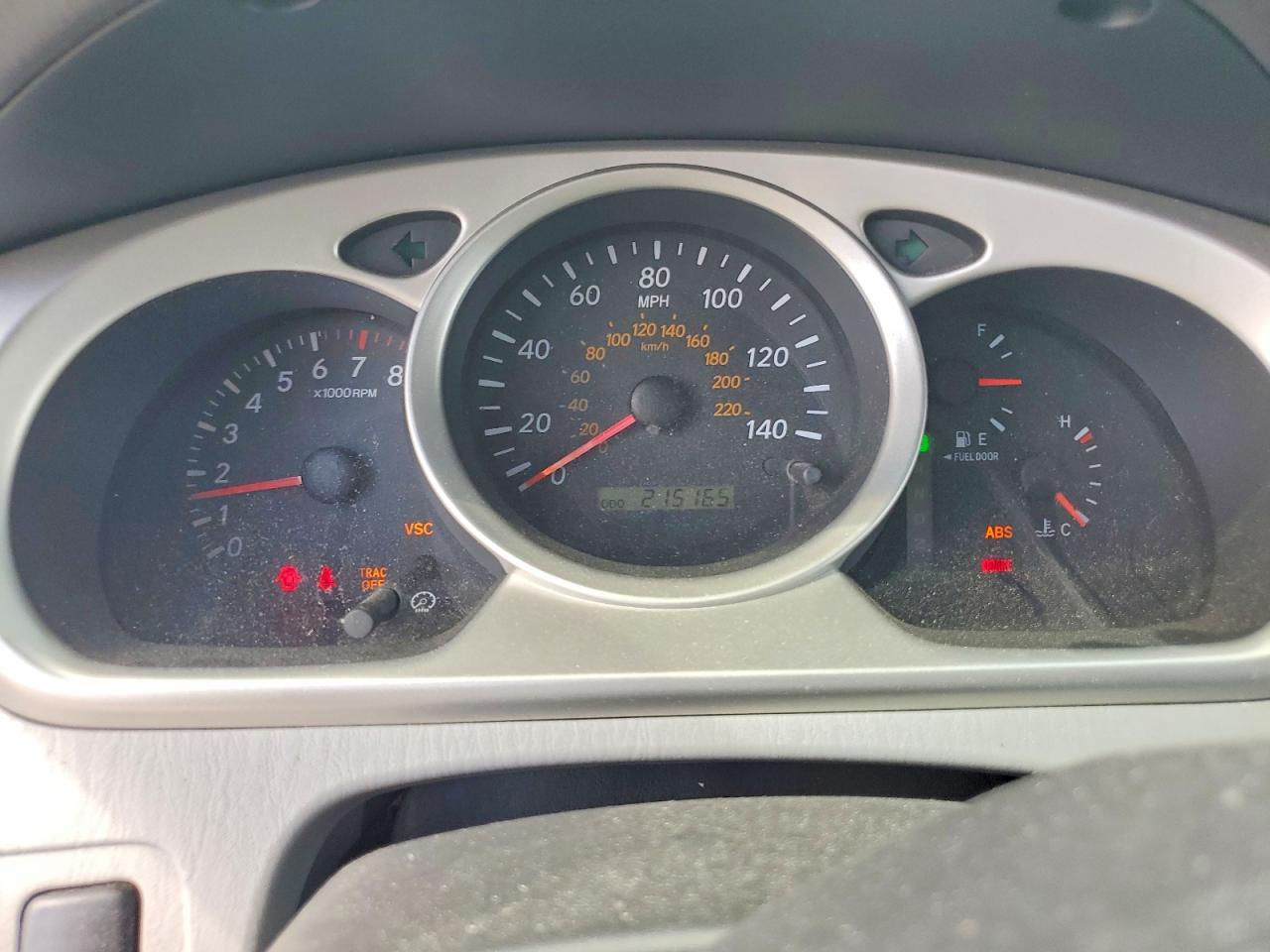 2006 Toyota Highlander Base Silver vin: JTEGD21AX60153429