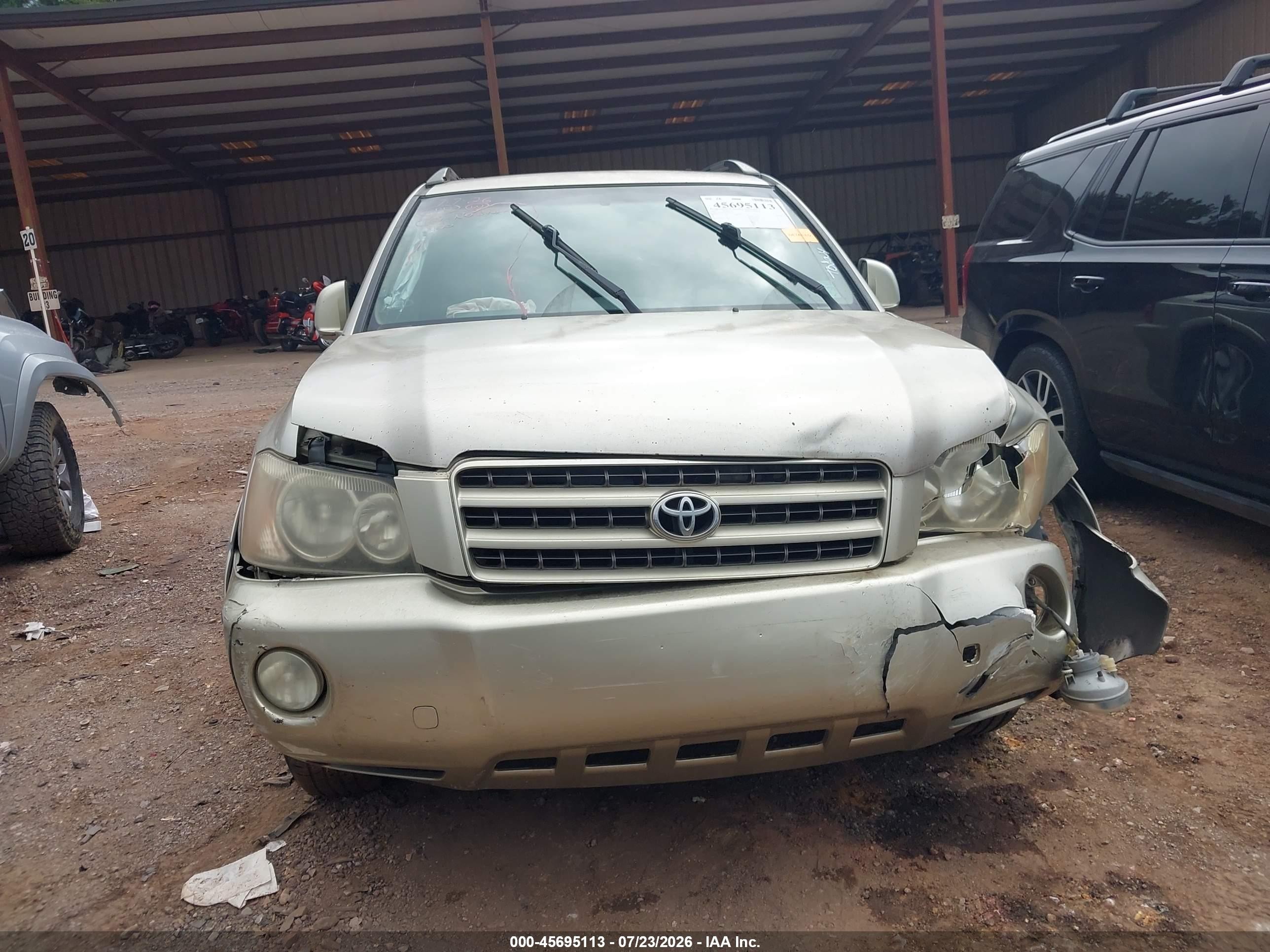 2002 Toyota Highlander Limited V6 Gold vin: JTEGF21A020063100
