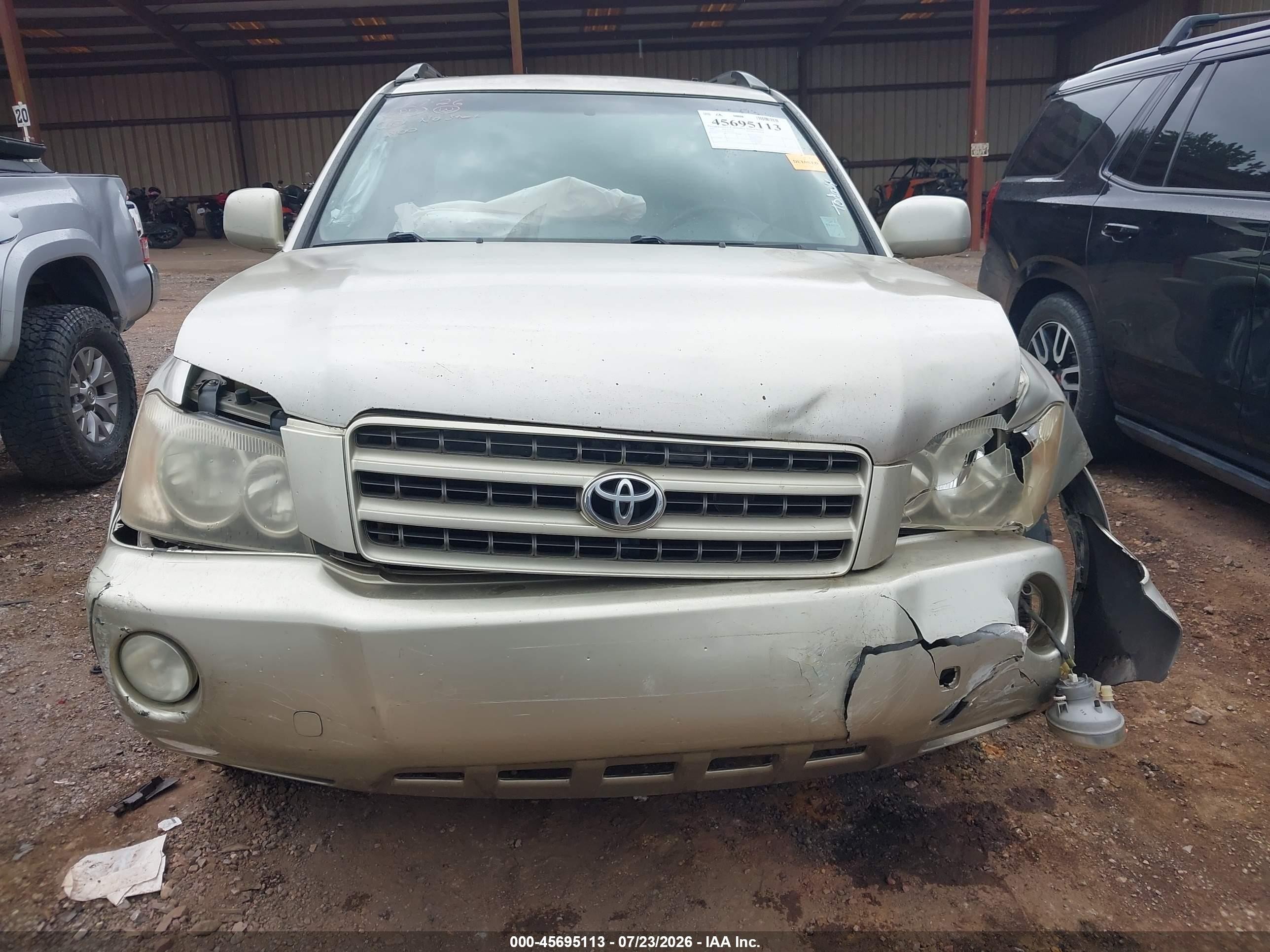 2002 Toyota Highlander Limited V6 Gold vin: JTEGF21A020063100
