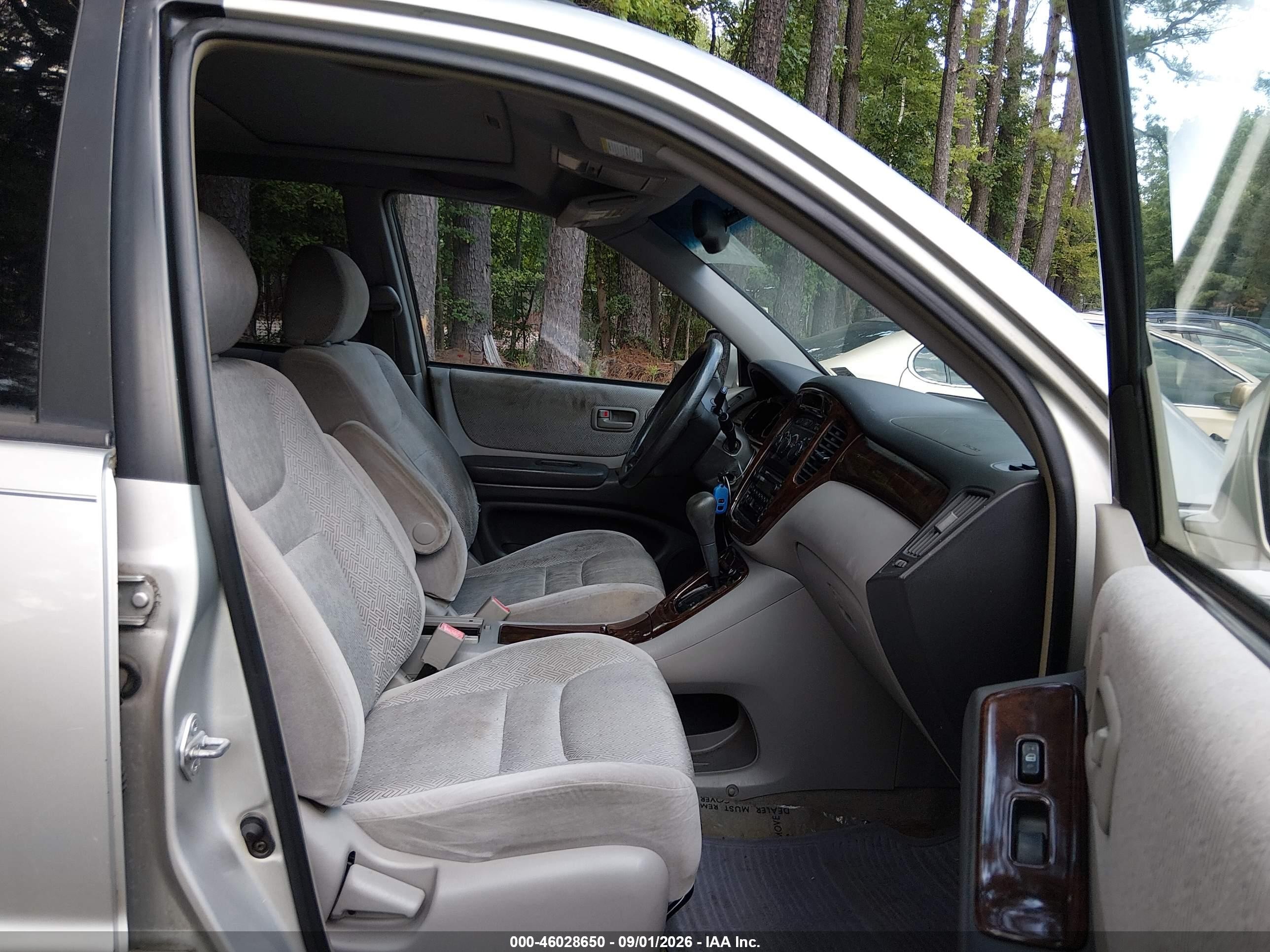 2003 Toyota Highlander V6 Silver vin: JTEGF21A030115777