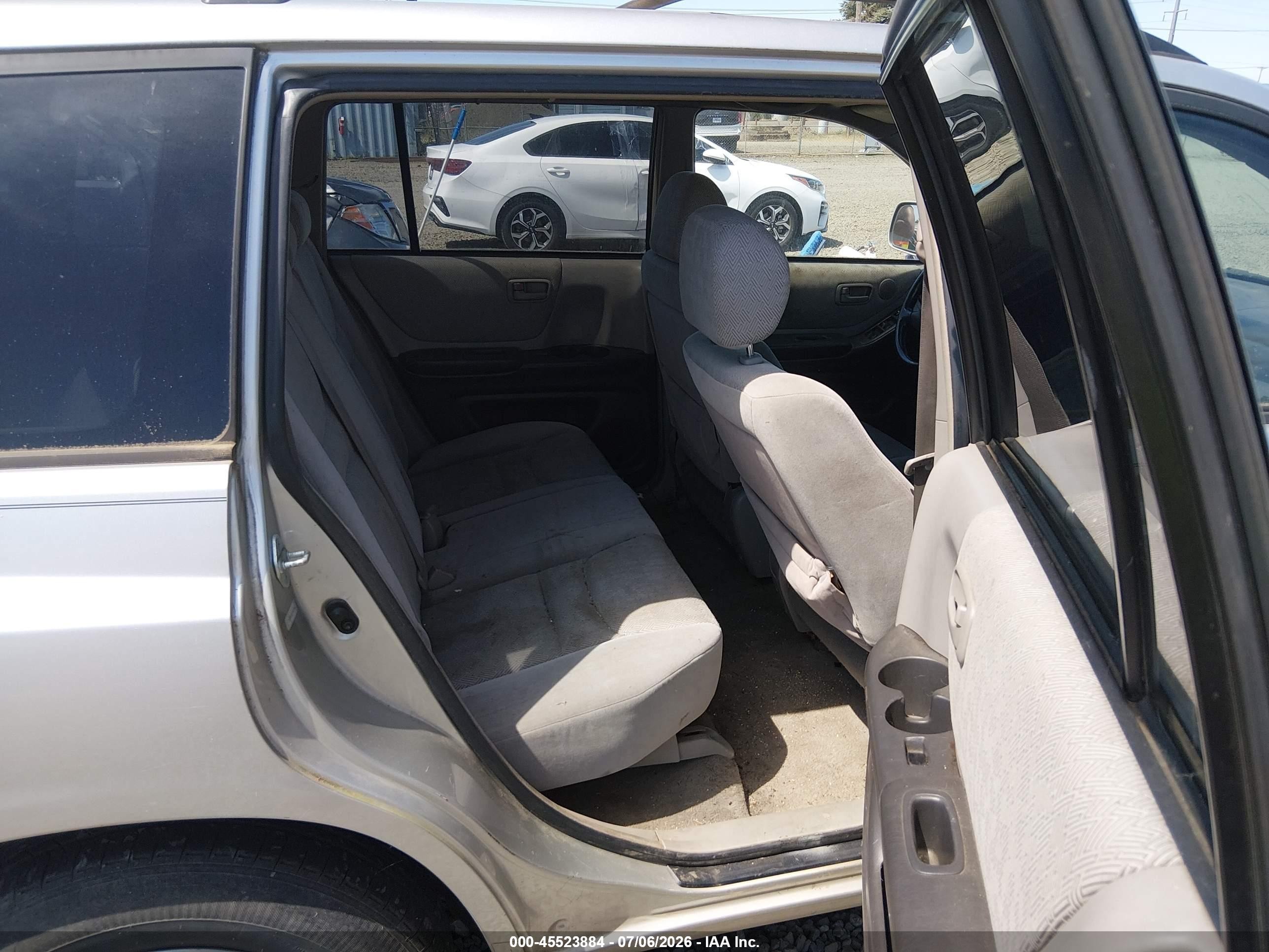 2001 Toyota Highlander V6 Silver vin: JTEGF21A310015461