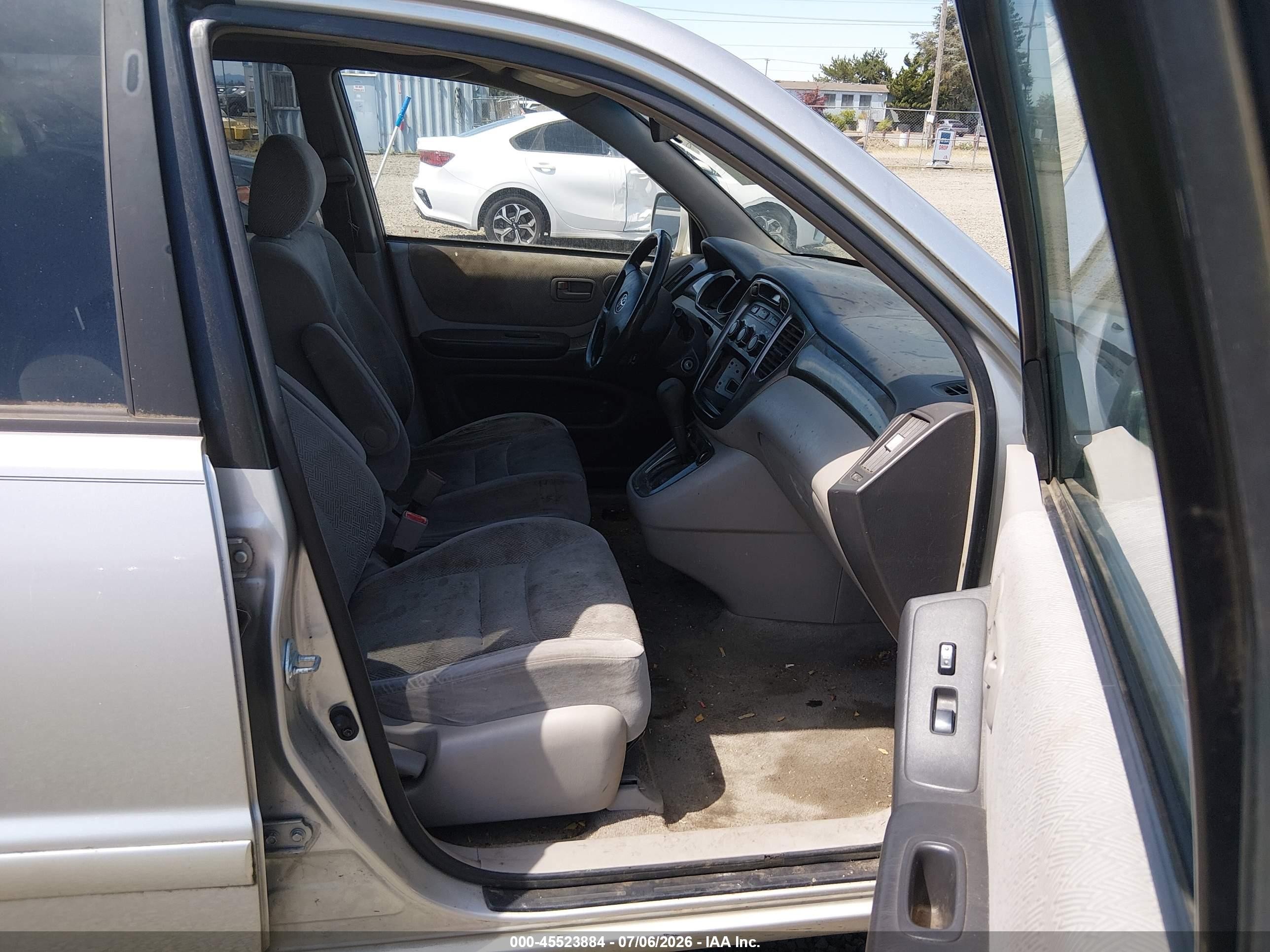 2001 Toyota Highlander V6 Silver vin: JTEGF21A310015461