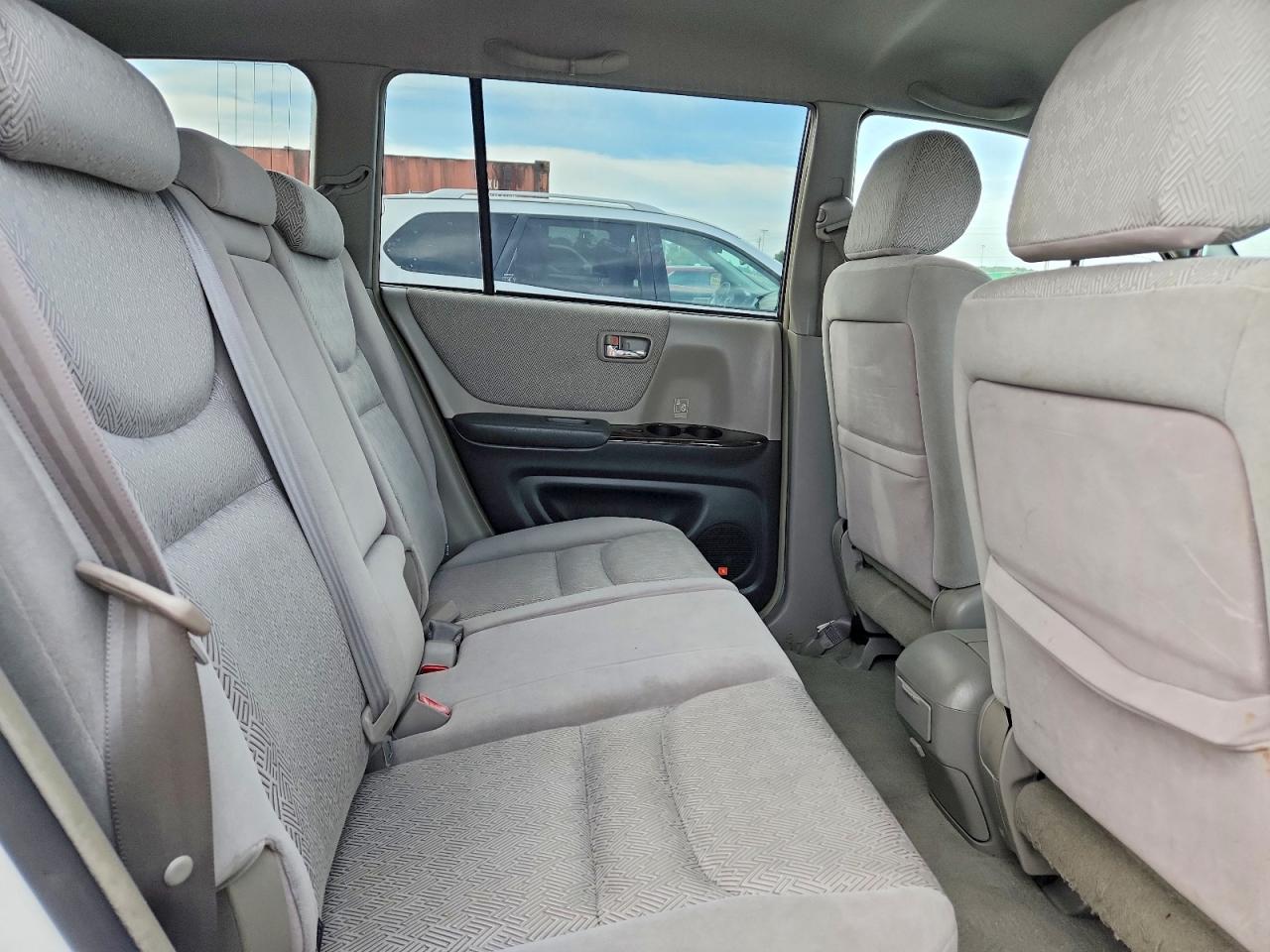 2002 Toyota Highlander Limited White vin: JTEGF21A320033850