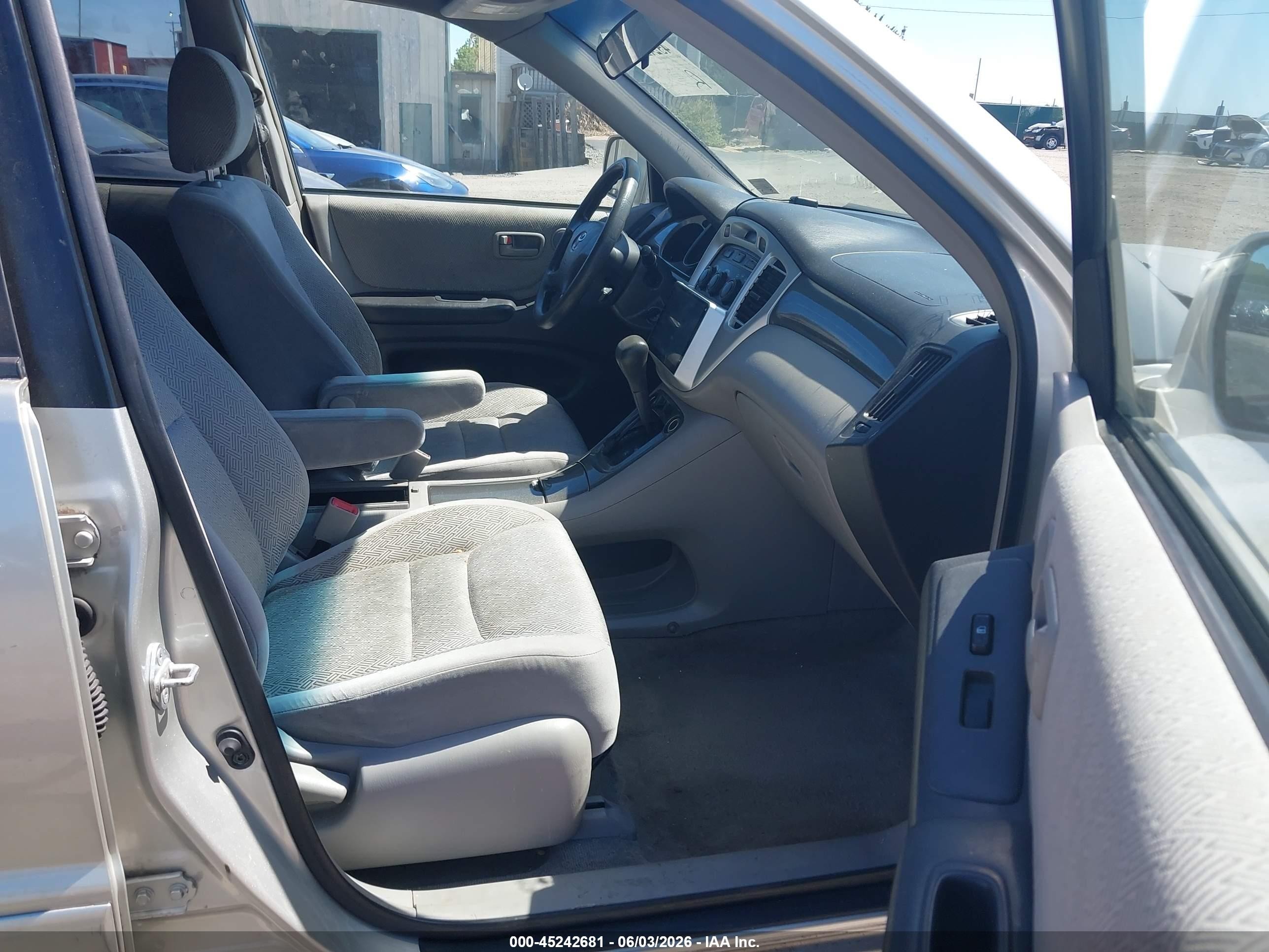 2003 Toyota Highlander V6 Серебряный vin: JTEGF21A330082323