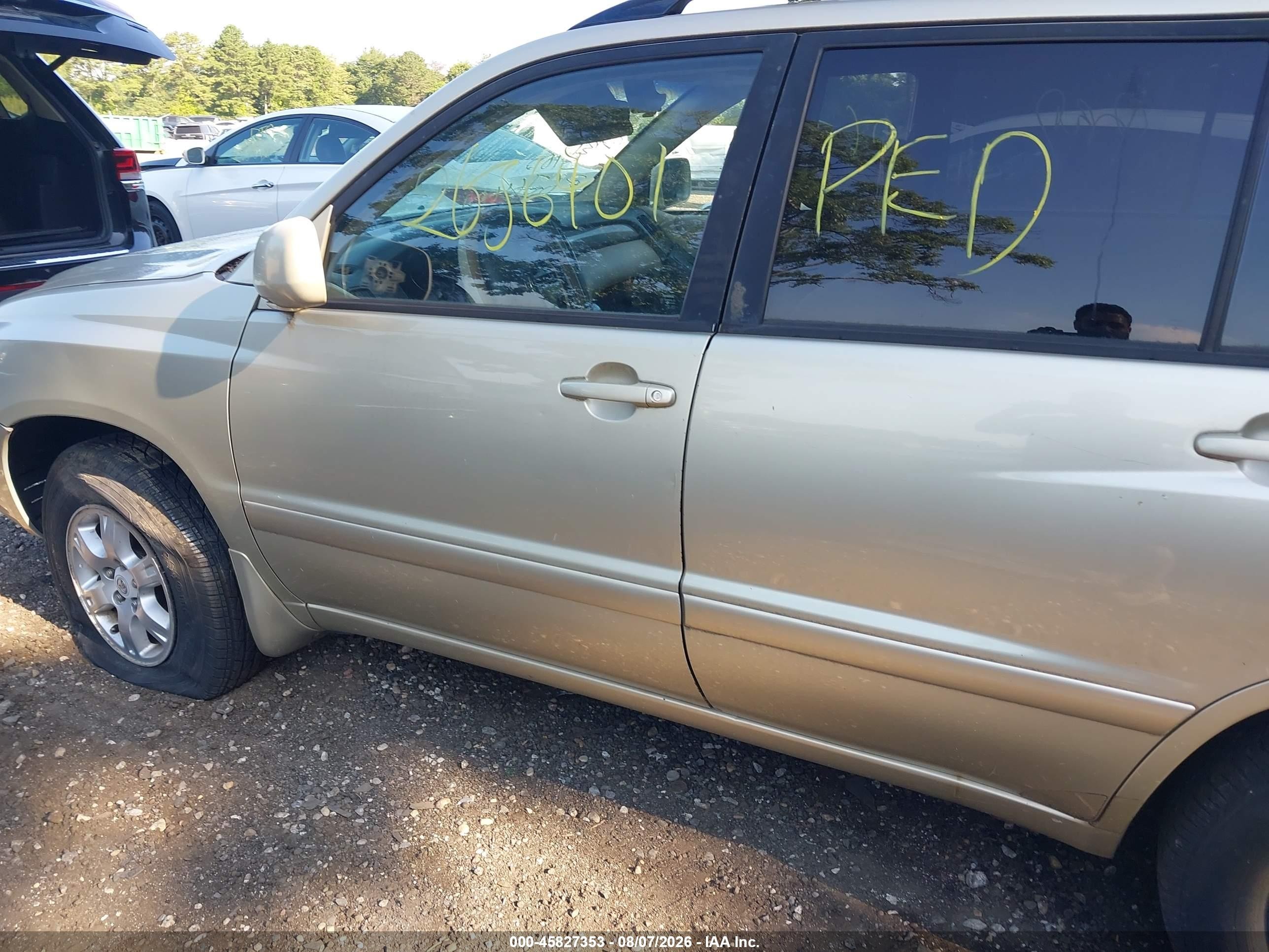 2003 Toyota Highlander V6 Gold vin: JTEGF21A330090471