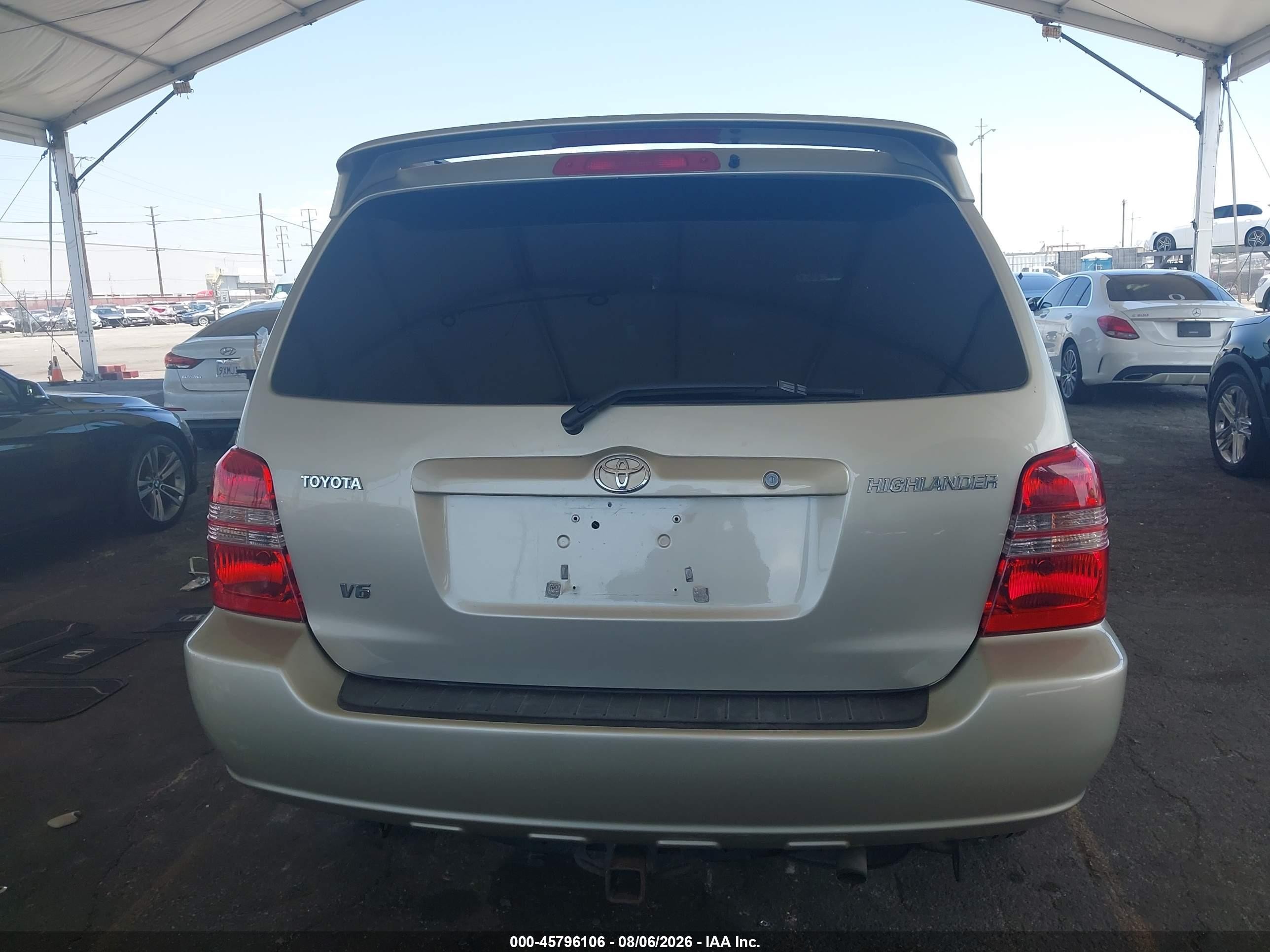 2003 Toyota Highlander Limited V6 Cream vin: JTEGF21A330099364