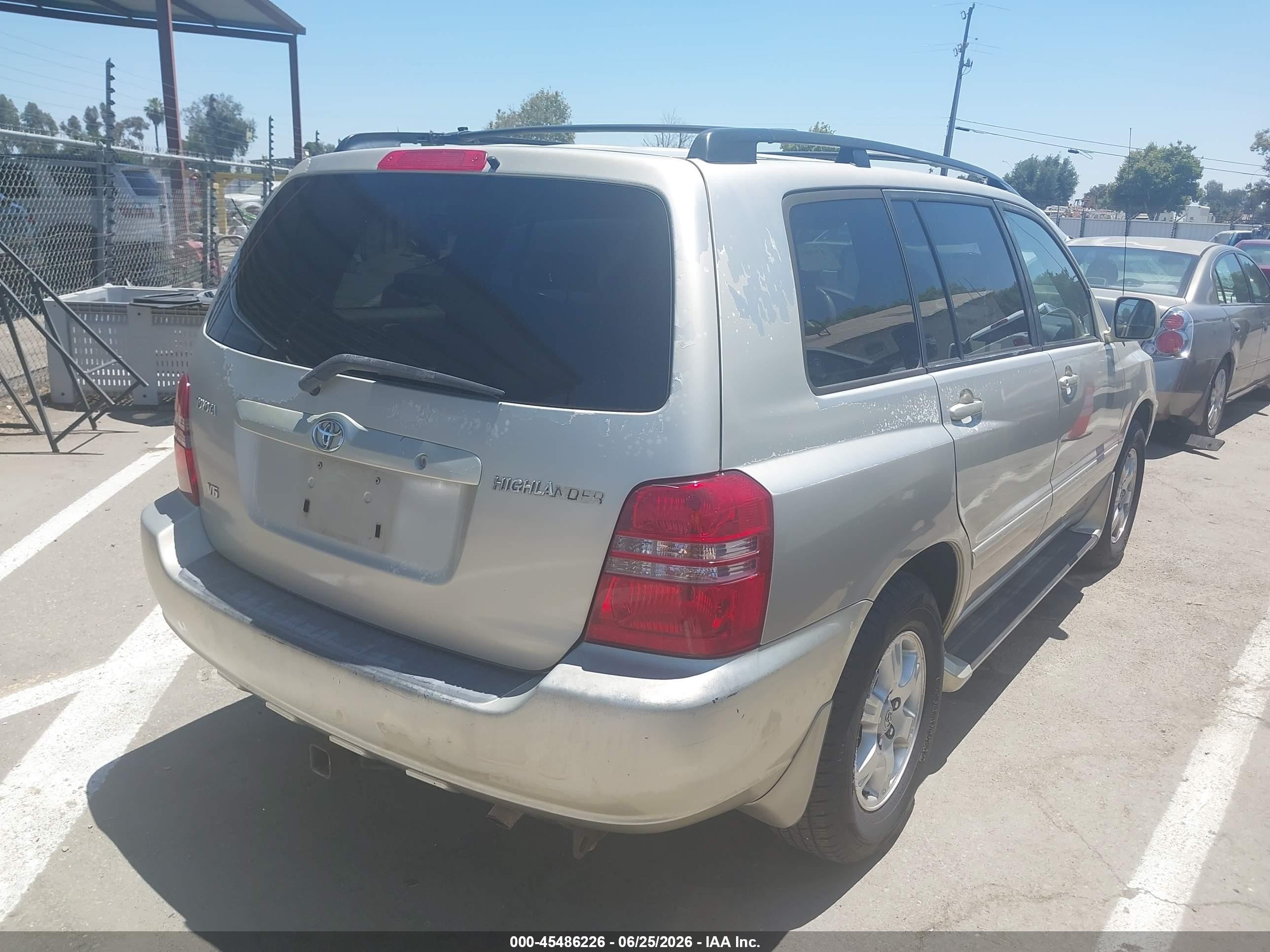 2002 Toyota Highlander V6 Gold vin: JTEGF21A820044861