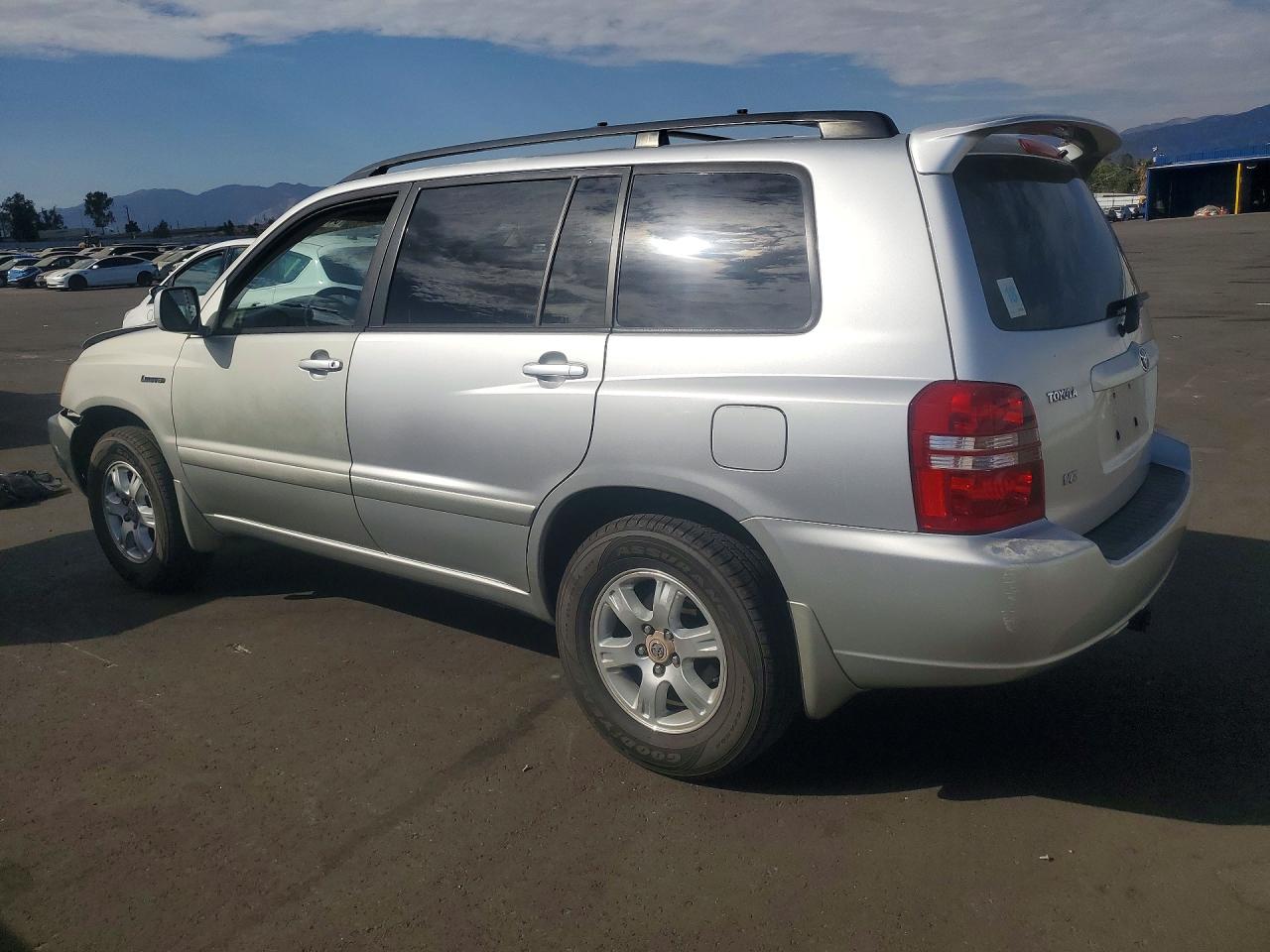 2001 Toyota Highlander Base Серебряный vin: JTEGF21A910020440