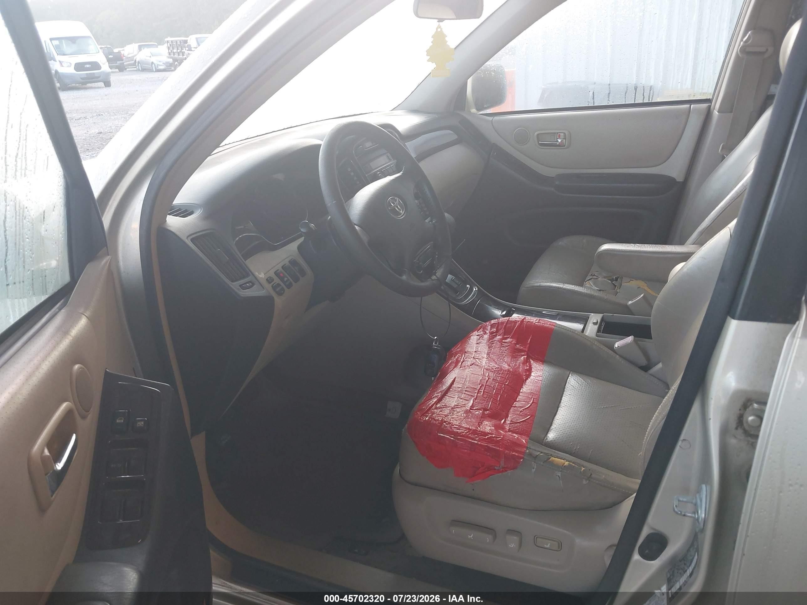 2003 Toyota Highlander Limited V6 Gold vin: JTEGF21A930109167