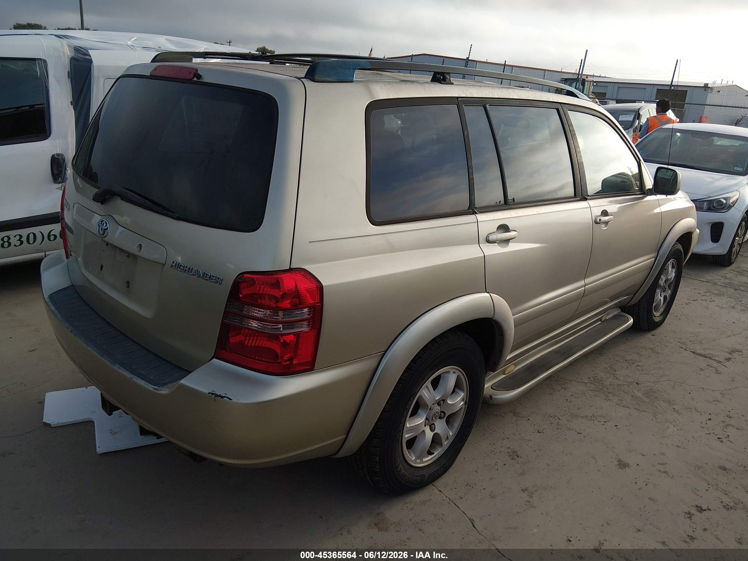 2003 Toyota Highlander V6 Gold vin: JTEGF21AX30080651