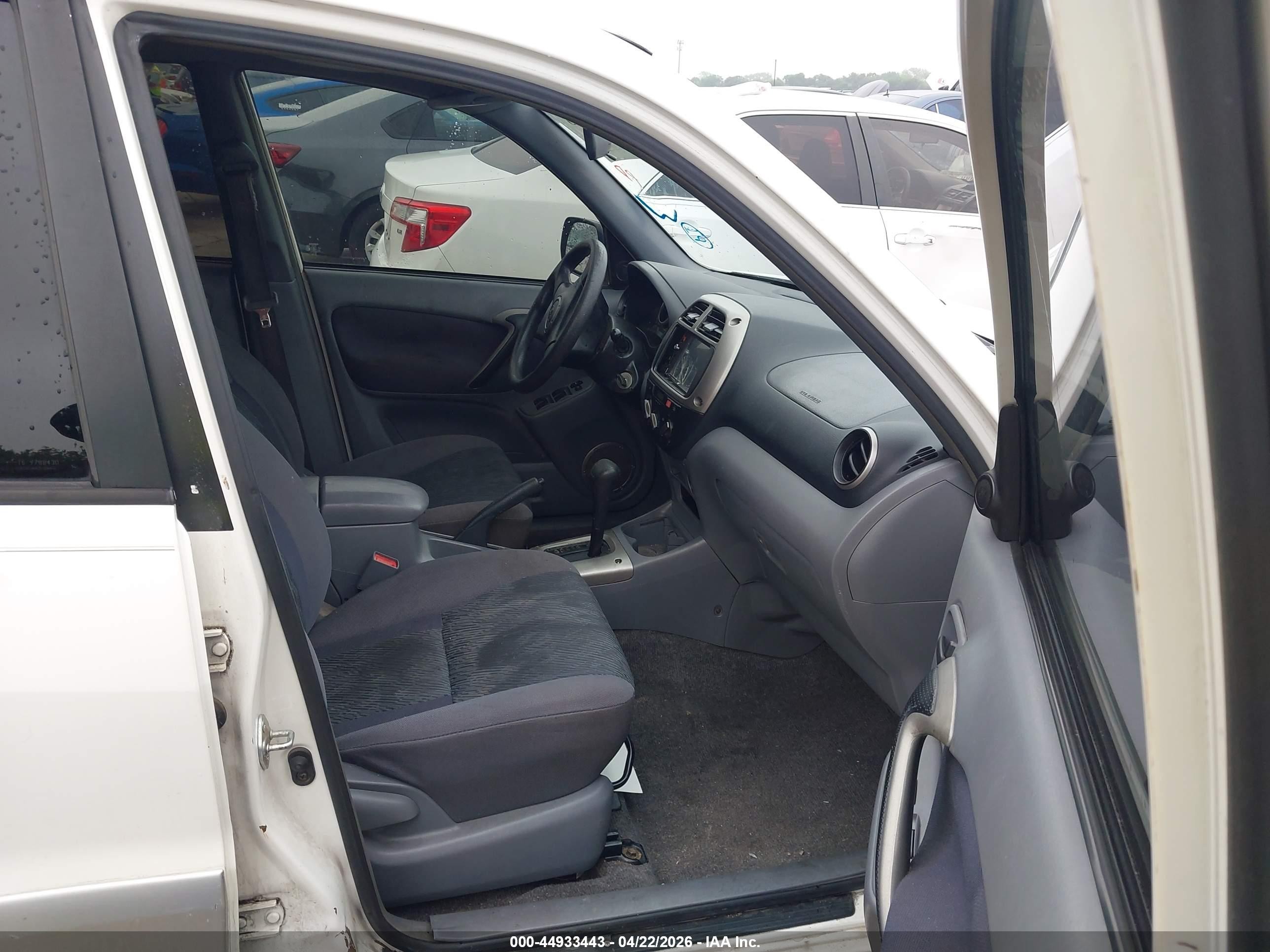 2002 Toyota Rav4   White vin: JTEGH20V020050975