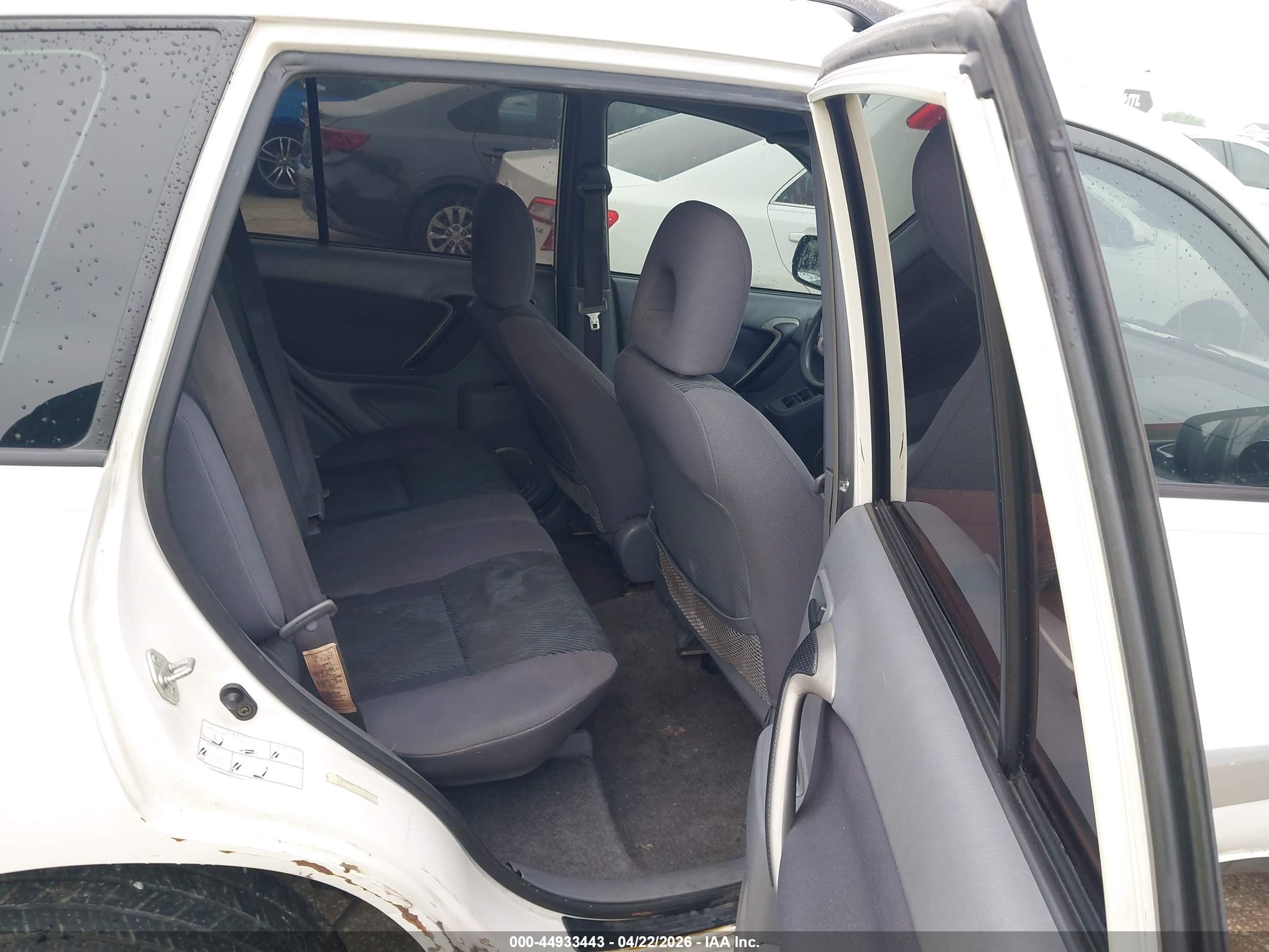2002 Toyota Rav4   White vin: JTEGH20V020050975